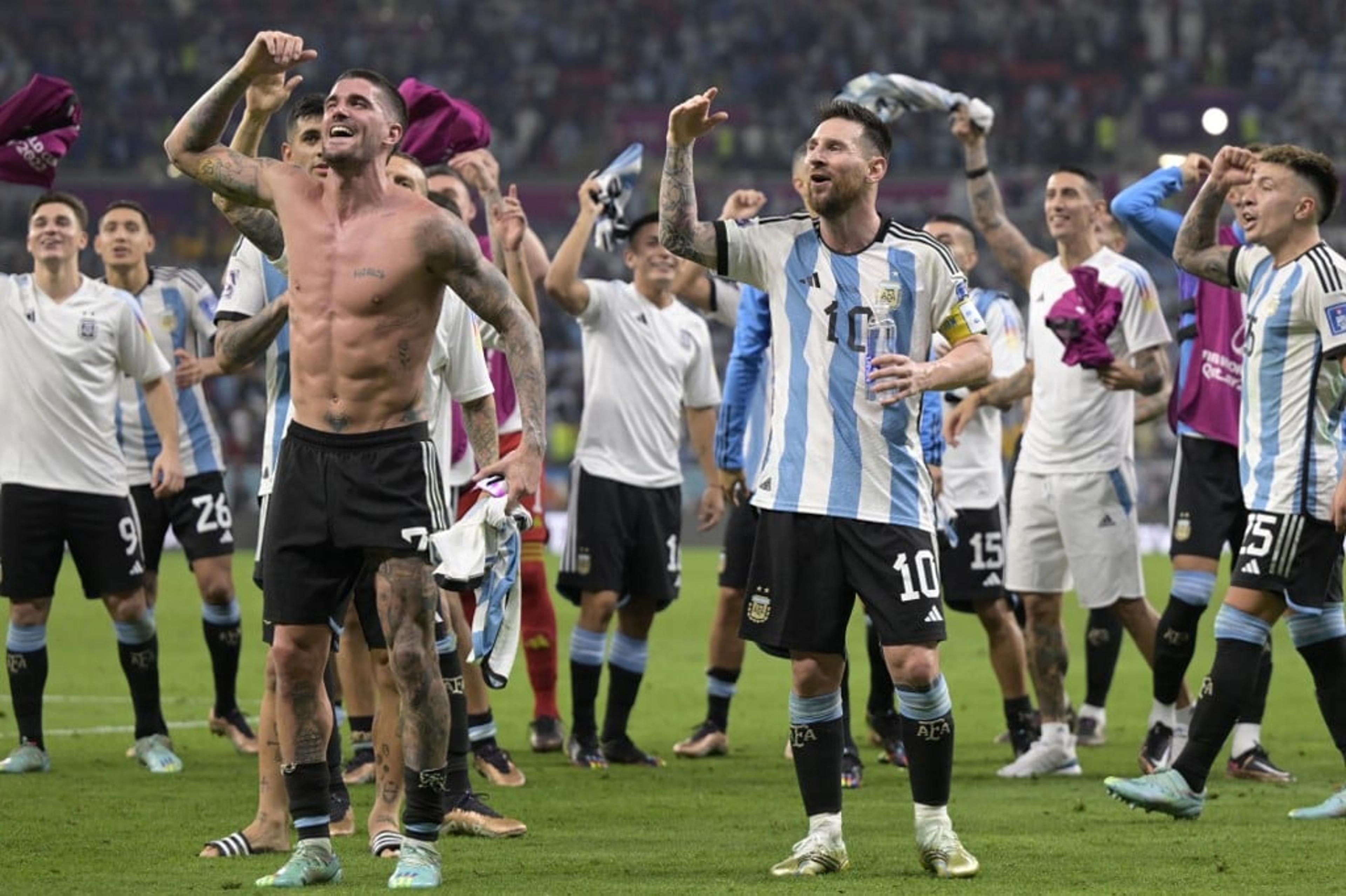 Comemoração da Argentina tem Messi ausente e muita festa