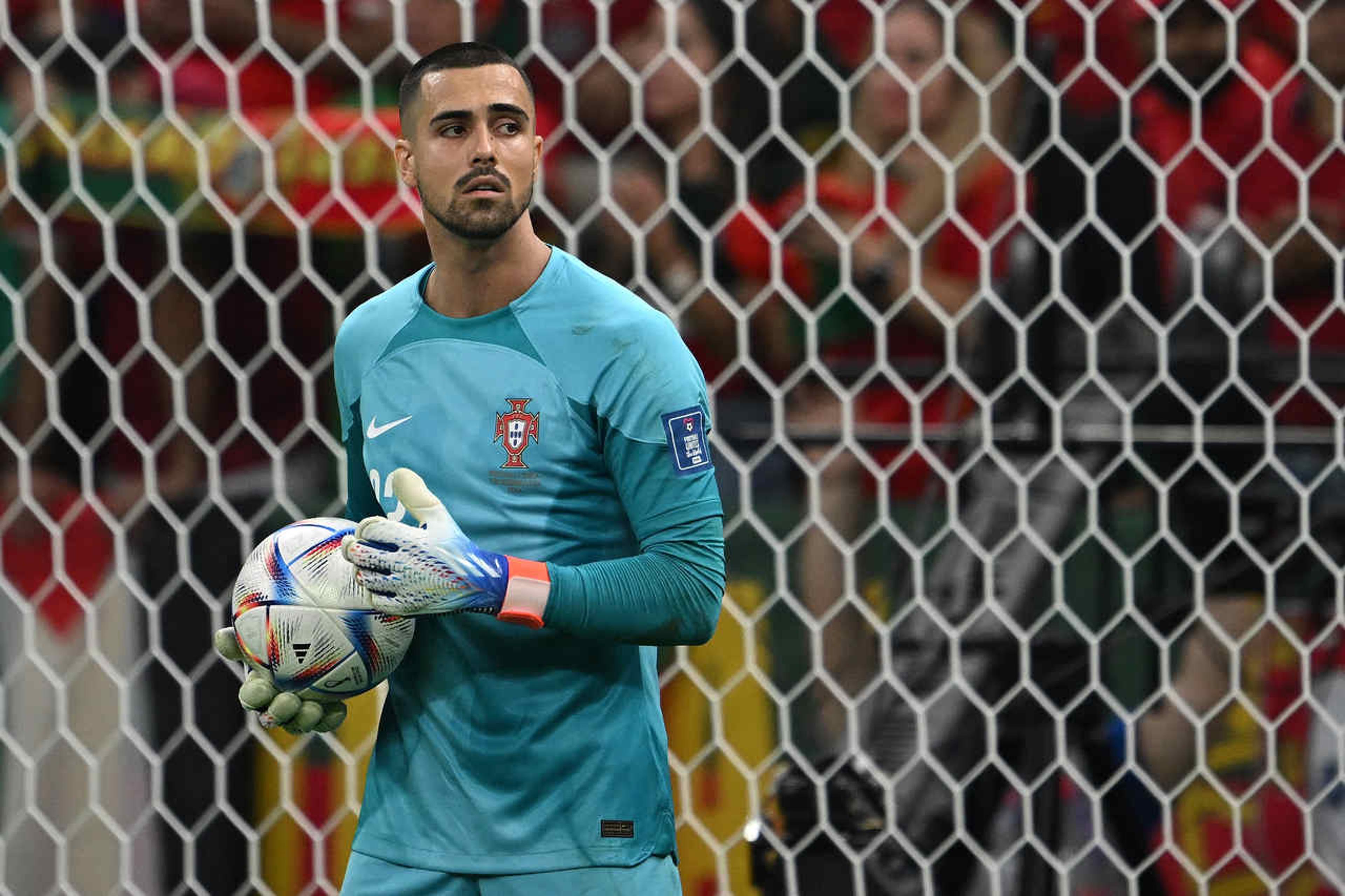 Manchester United busca contratação de goleiro de Portugal