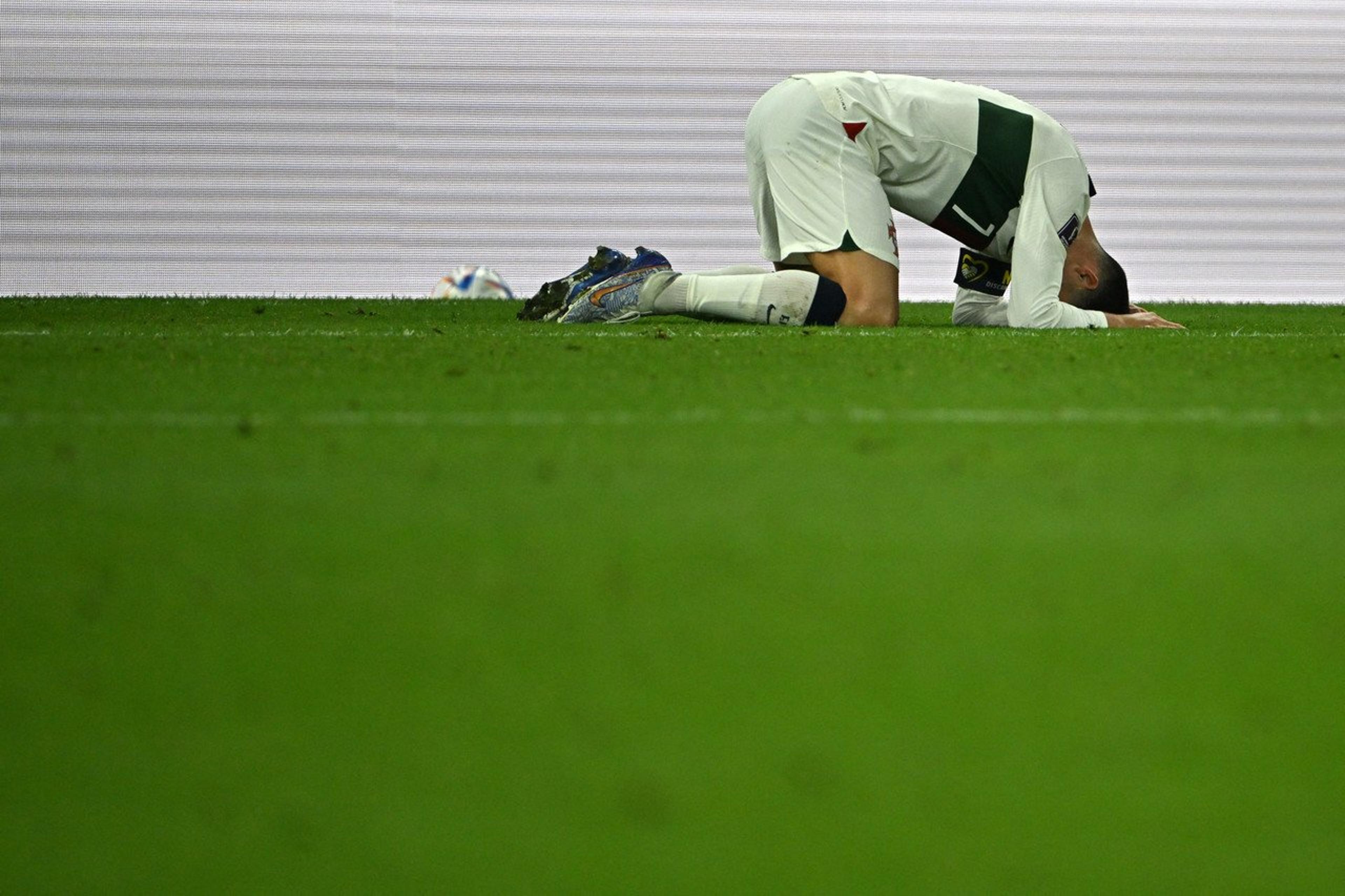 Cristiano Ronaldo se pronuncia em tom de despedida após eliminação de Portugal: ‘Bonito enquanto durou’