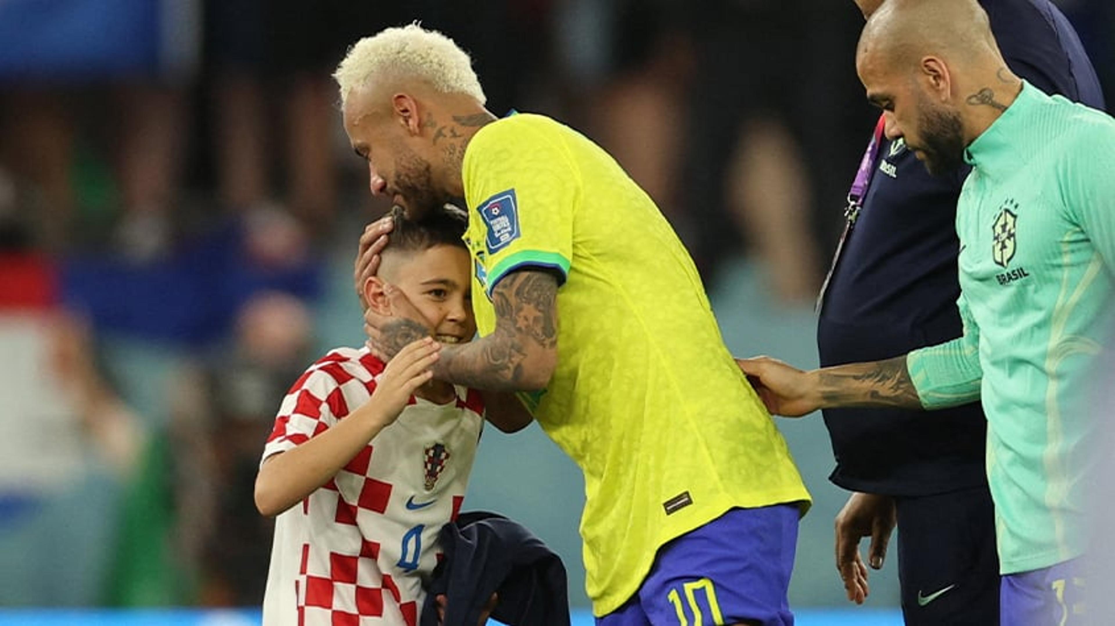 Perisic agradece Neymar por carinho com filho após classificação na Copa