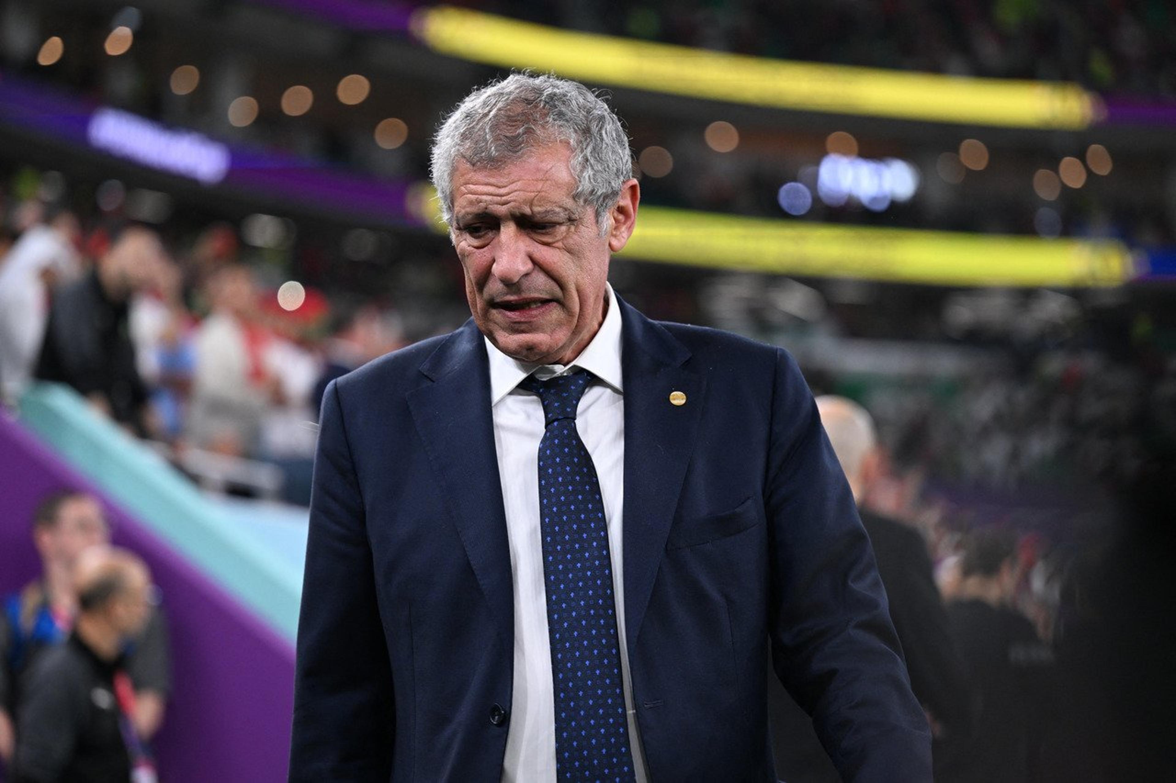 Fernando Santos é demitido da seleção de Portugal após eliminação da Copa do Mundo