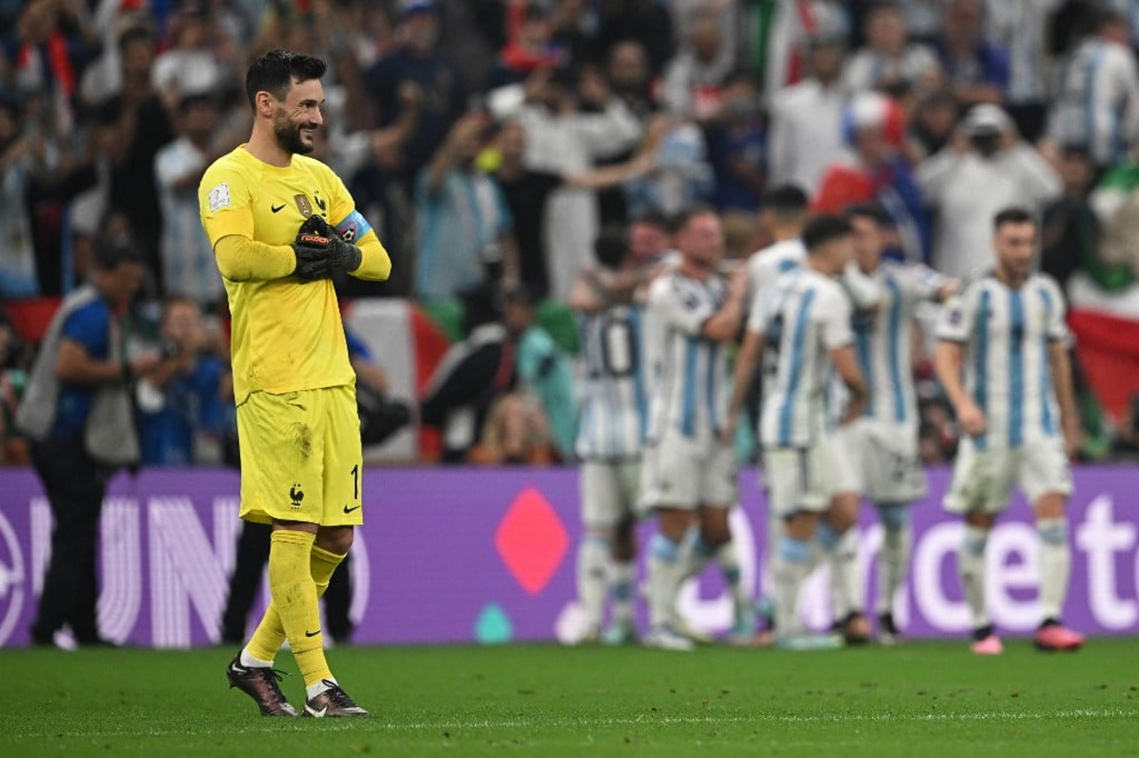 Lloris faz menção a Dibu Martínez sobre comportamento: ‘Não sei fazer’