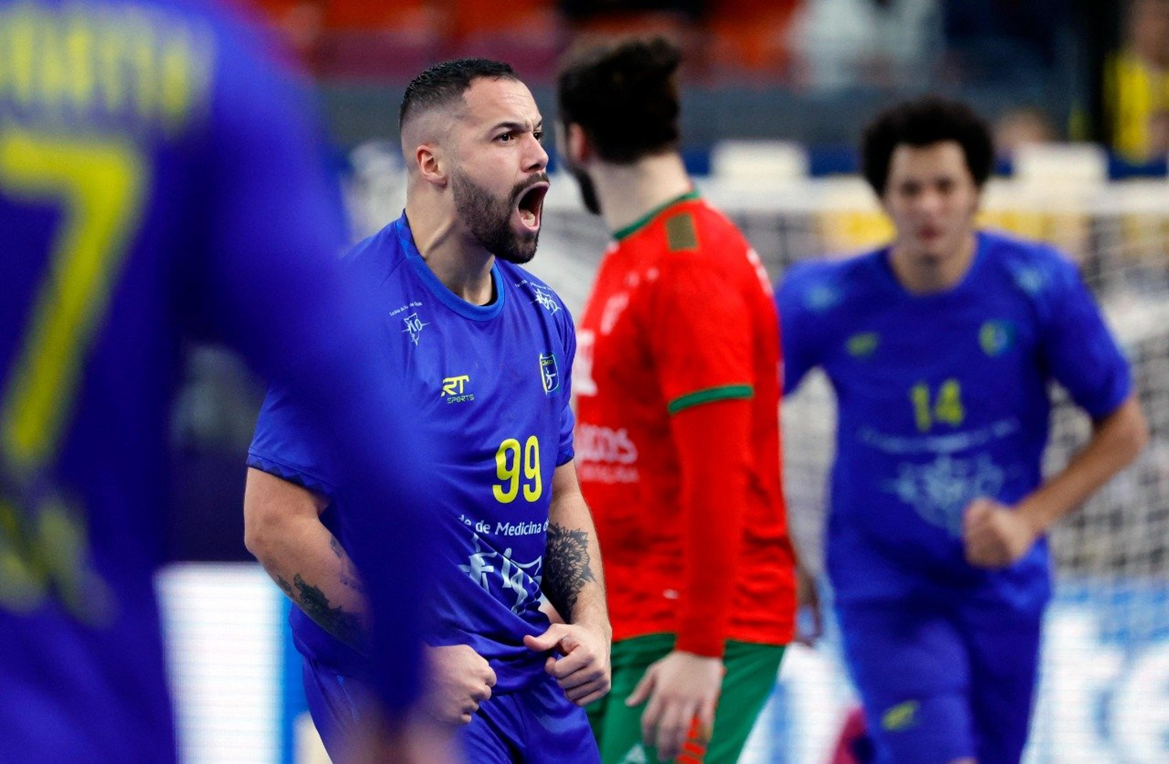 Que loucura! Brasil arranca empate após término do jogo contra Portugal na Copa do Mundo de Handebol