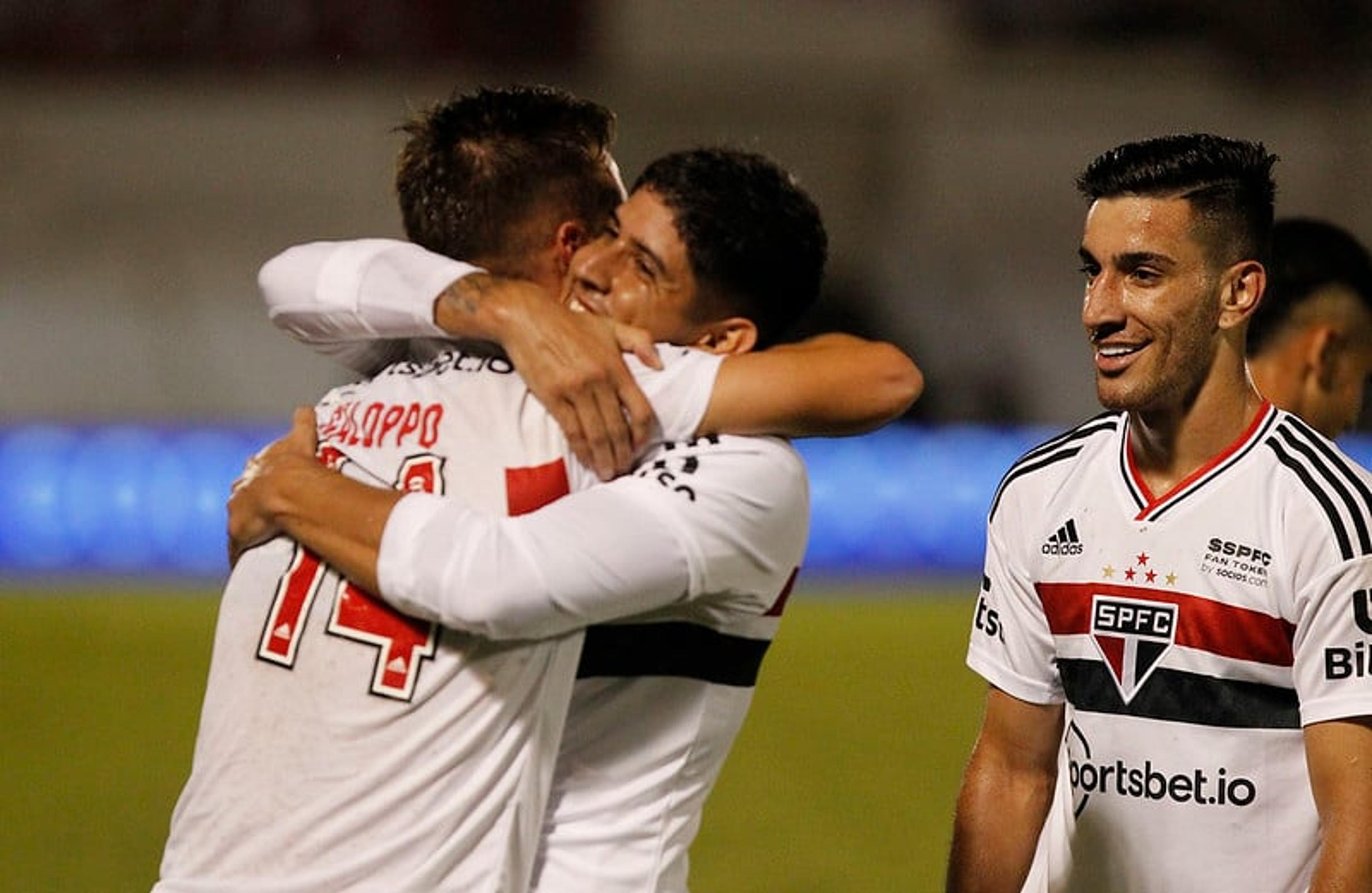 ANÁLISE: São Paulo mostra poder de reação e vitória de virada impede crise antes de clássico no domingo; Veja o vídeo