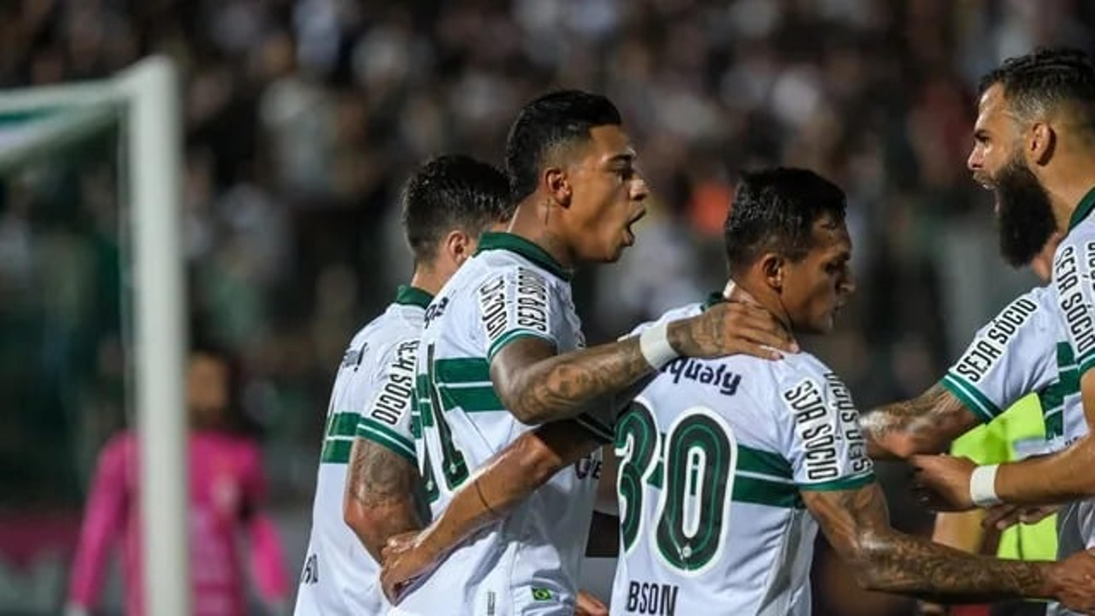 Alef Manga brilha, e Coritiba vence Maringá pelo Paraense