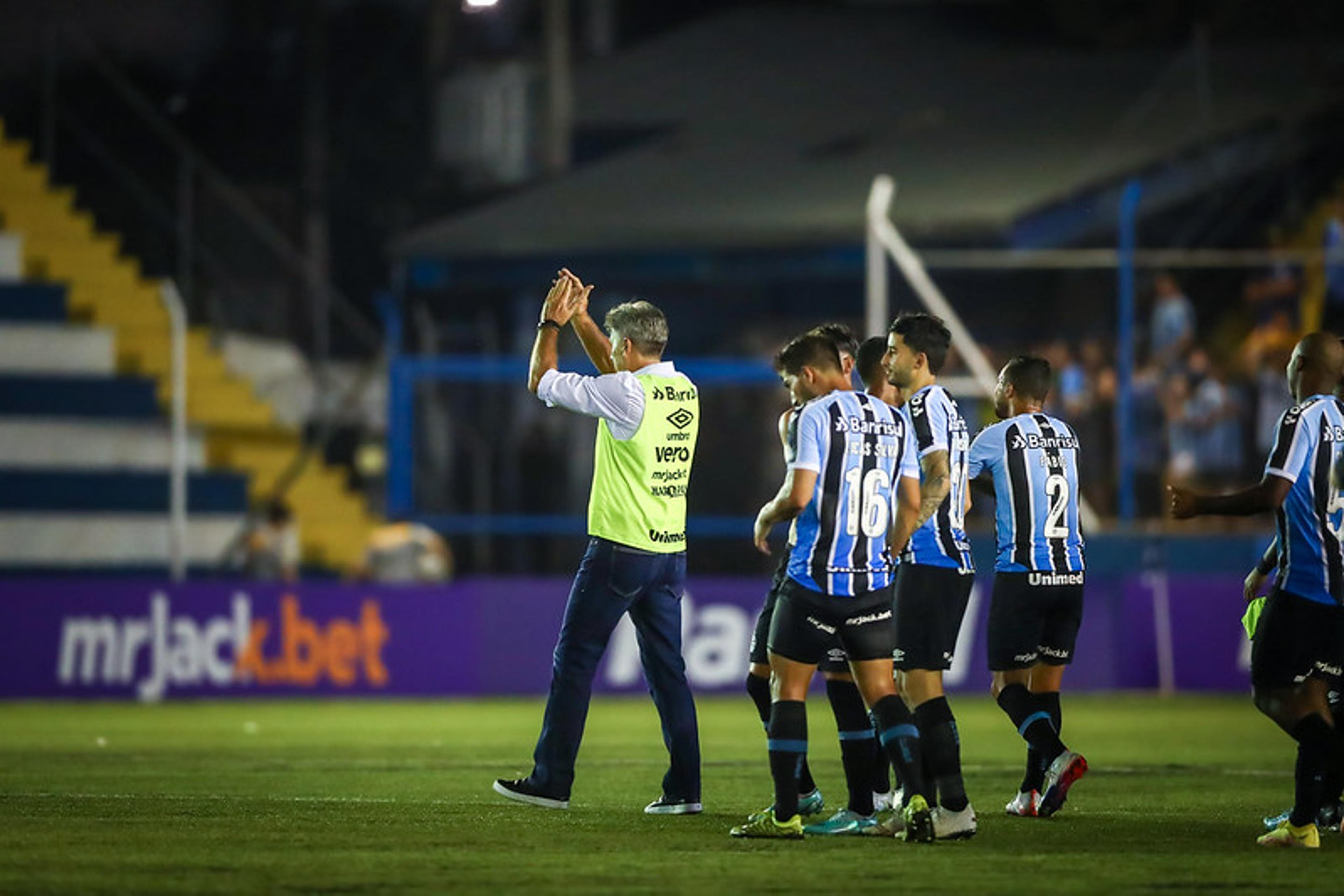 VÍDEO: os bastidores da vitória do Grêmio contra o São José