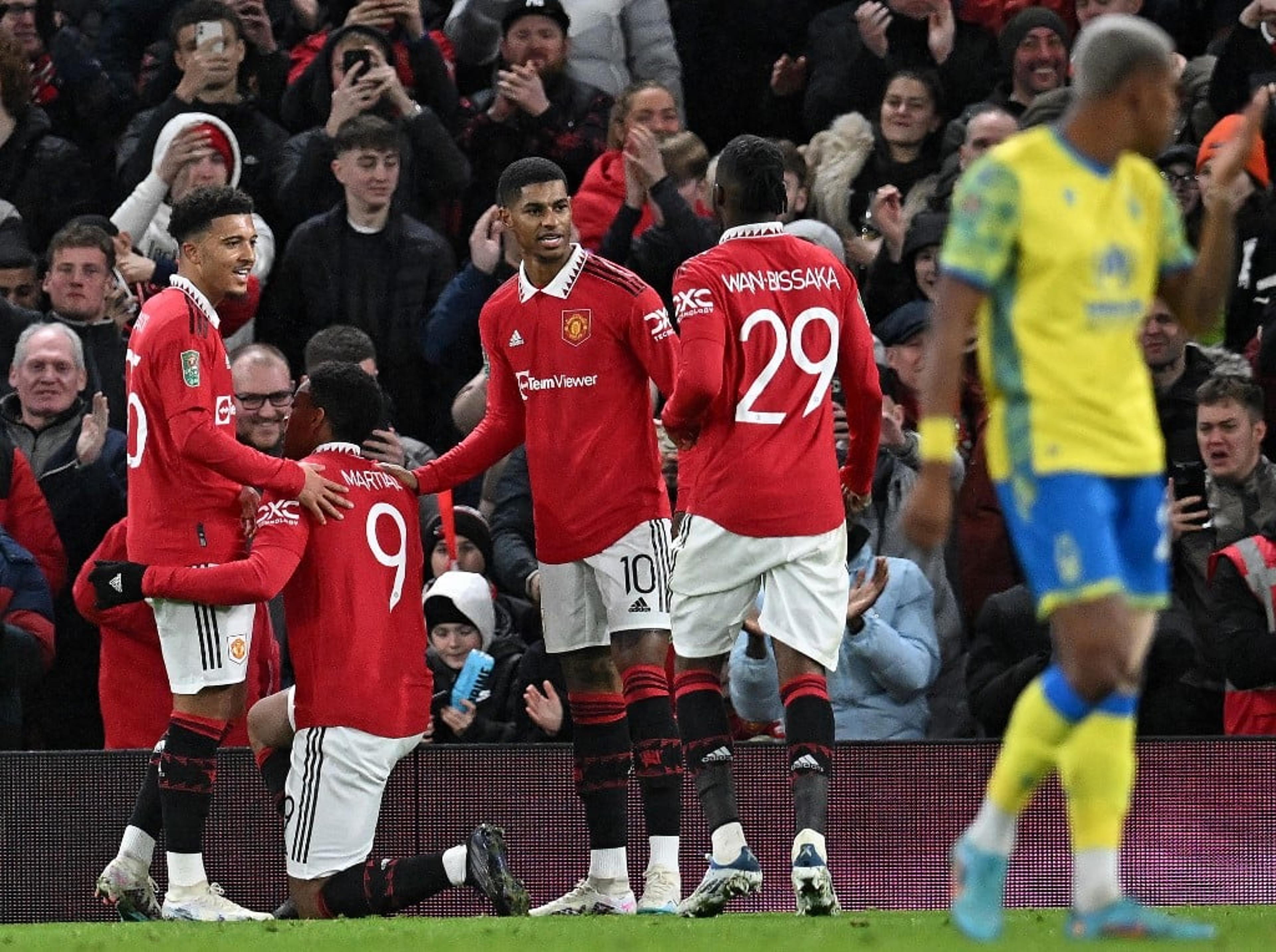 Copa da Liga Inglesa: Manchester United vence o Nottingham Forest e conquista vaga na final