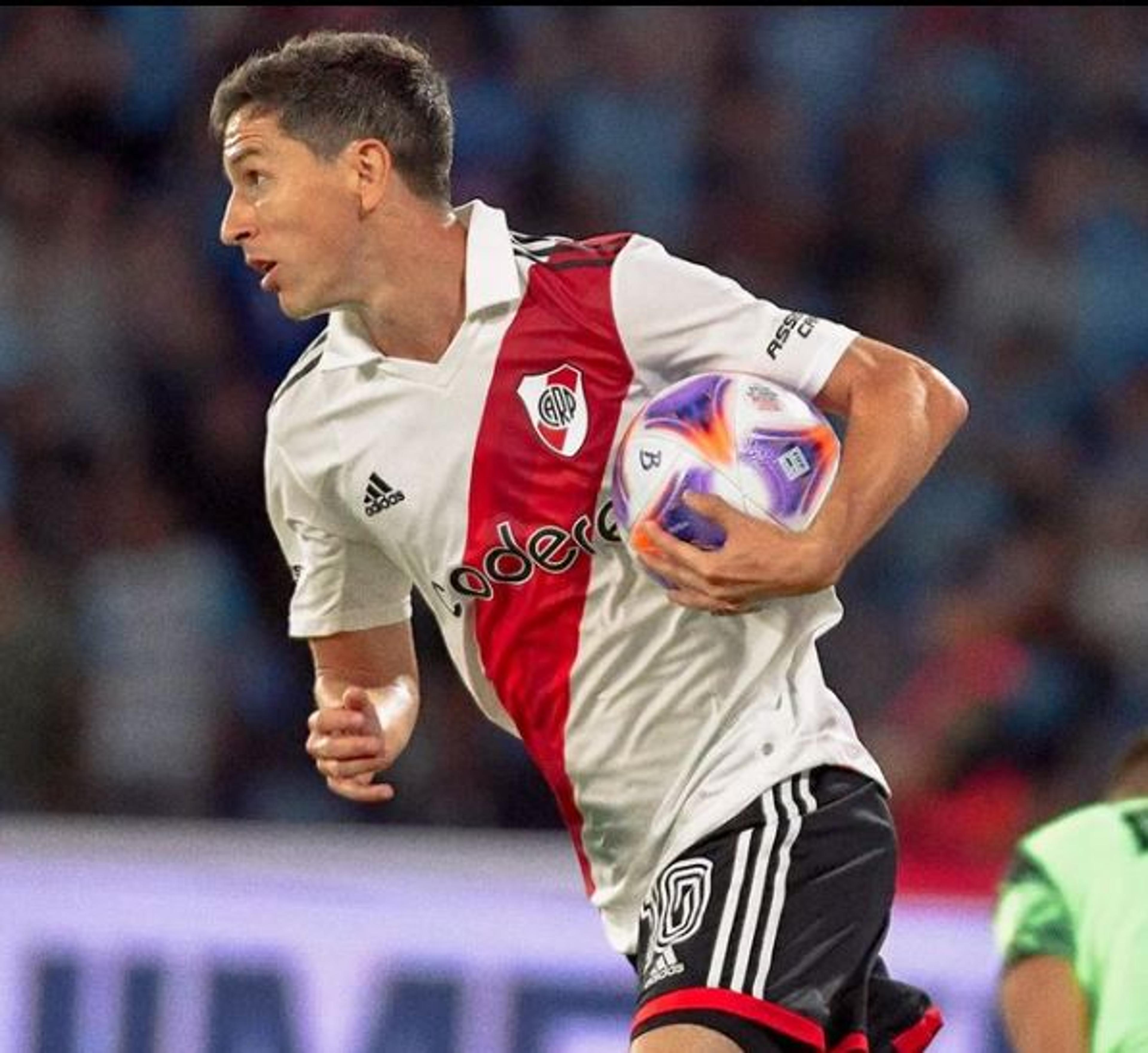 Nacho Fernández reencontra o seu futebol após sair do Atlético-MG