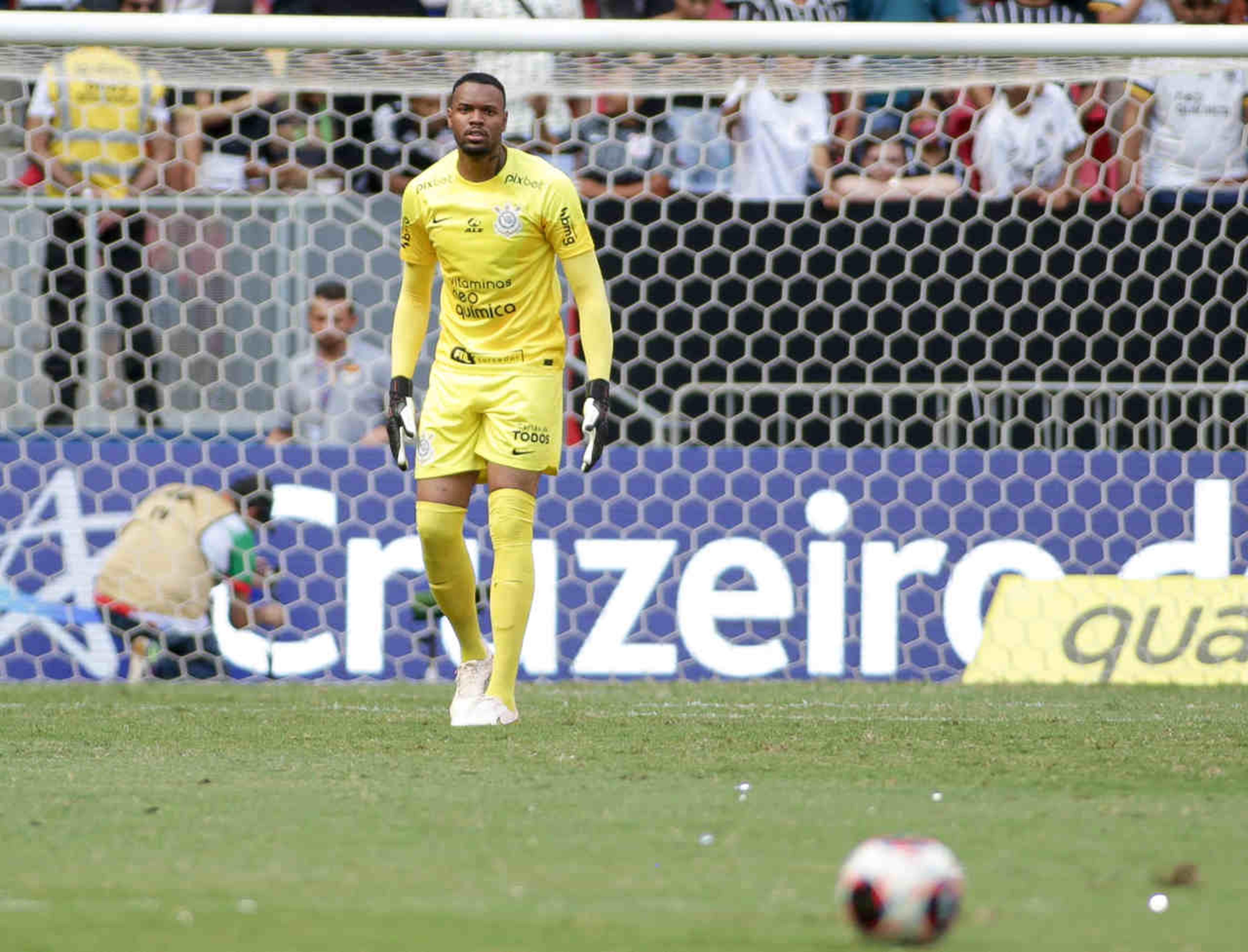 Com um a menos, Corinthians empata com o Água Santa na última rodada do Paulistão