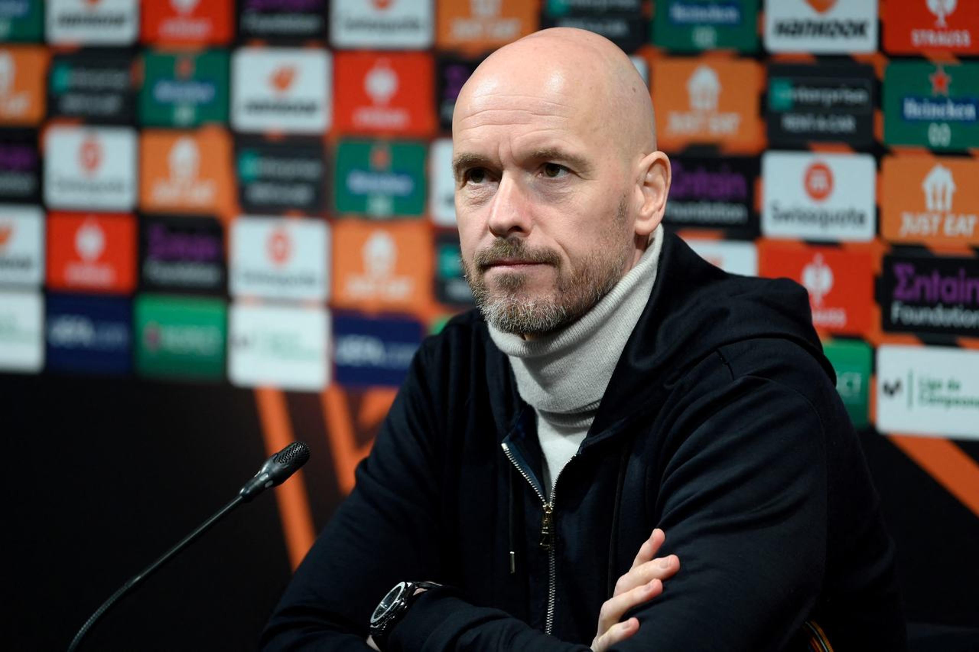 Erik ten Hag dá sequência à reconstrução no United e planeja barca com mais de 10 jogadores, diz jornal