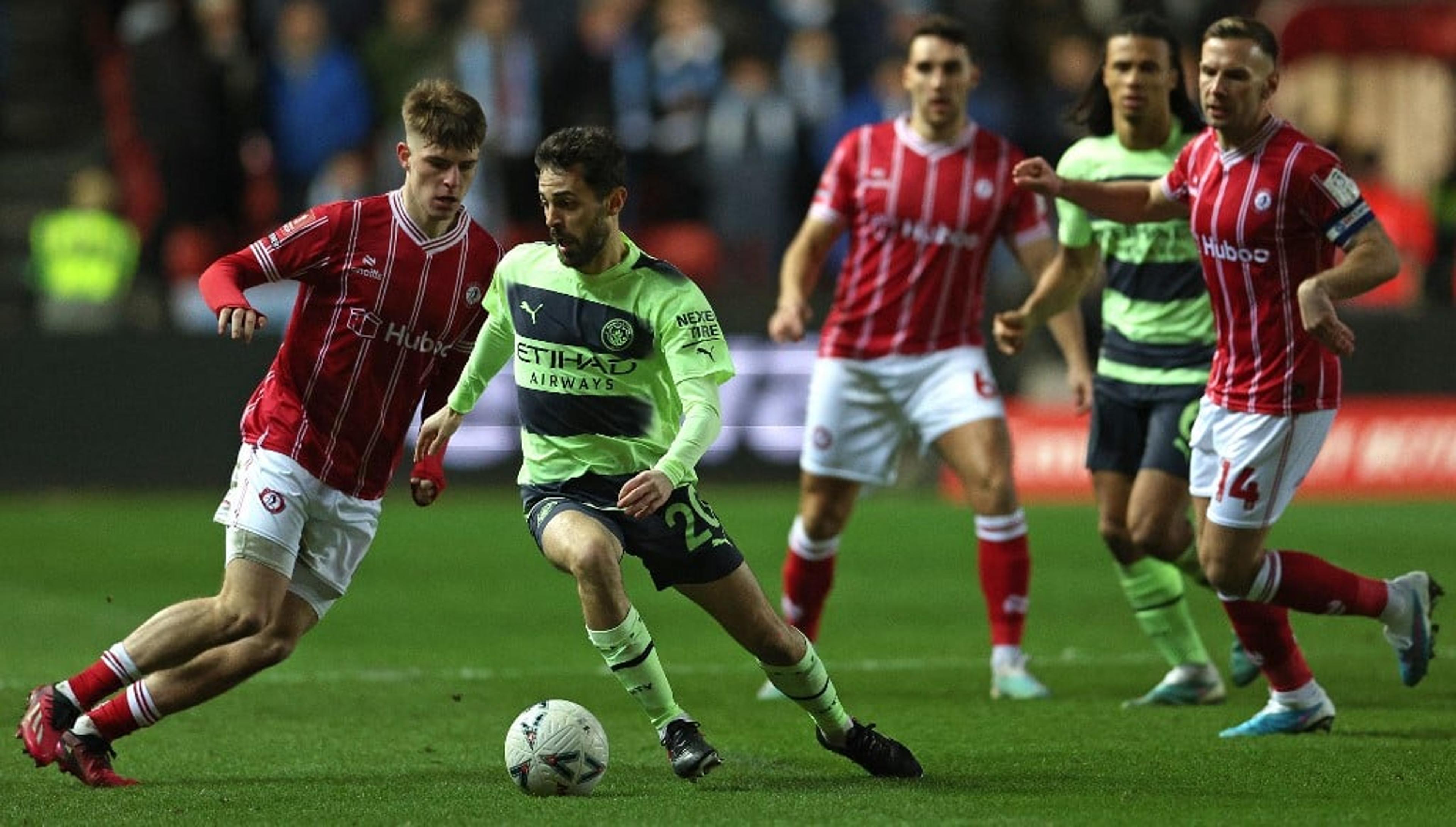 Sem dificuldades, Manchester City vence Bristol City e avança na Copa da Inglaterra