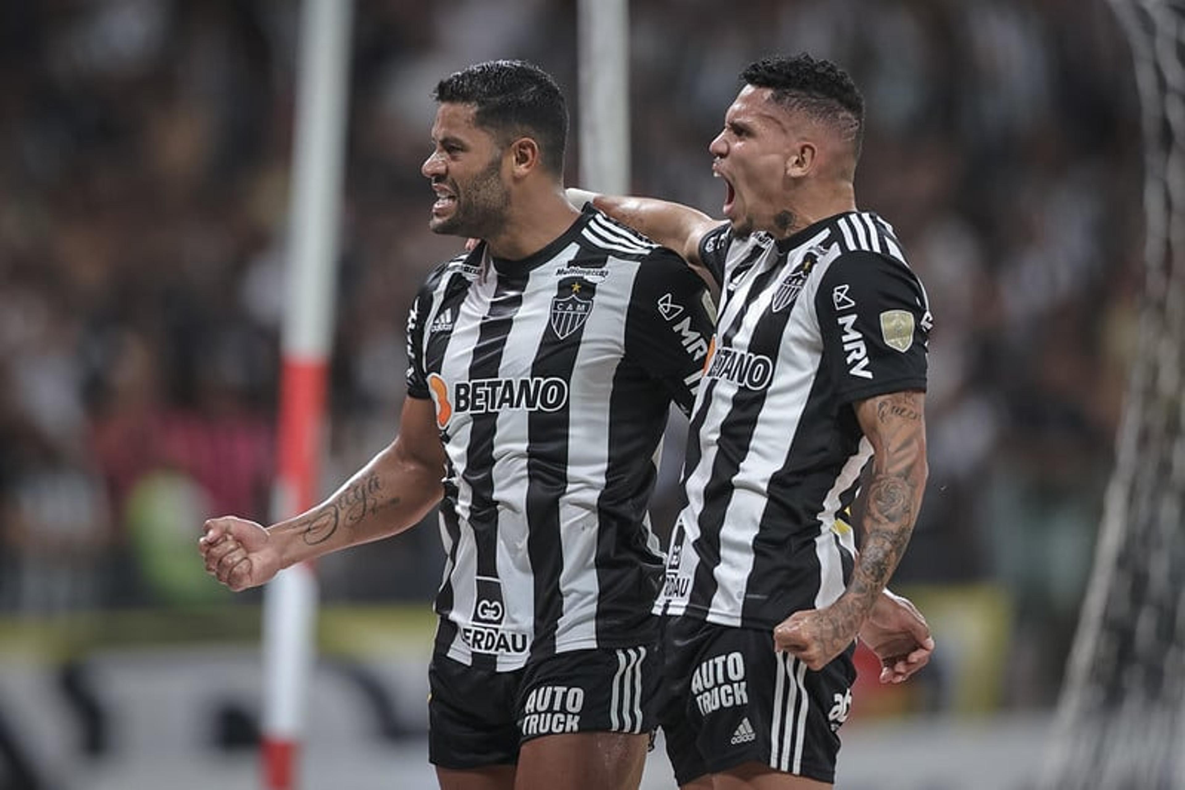 Hulk e Paulinho são responsáveis por mais de 70% dos gols do Atlético-MG no início de temporada