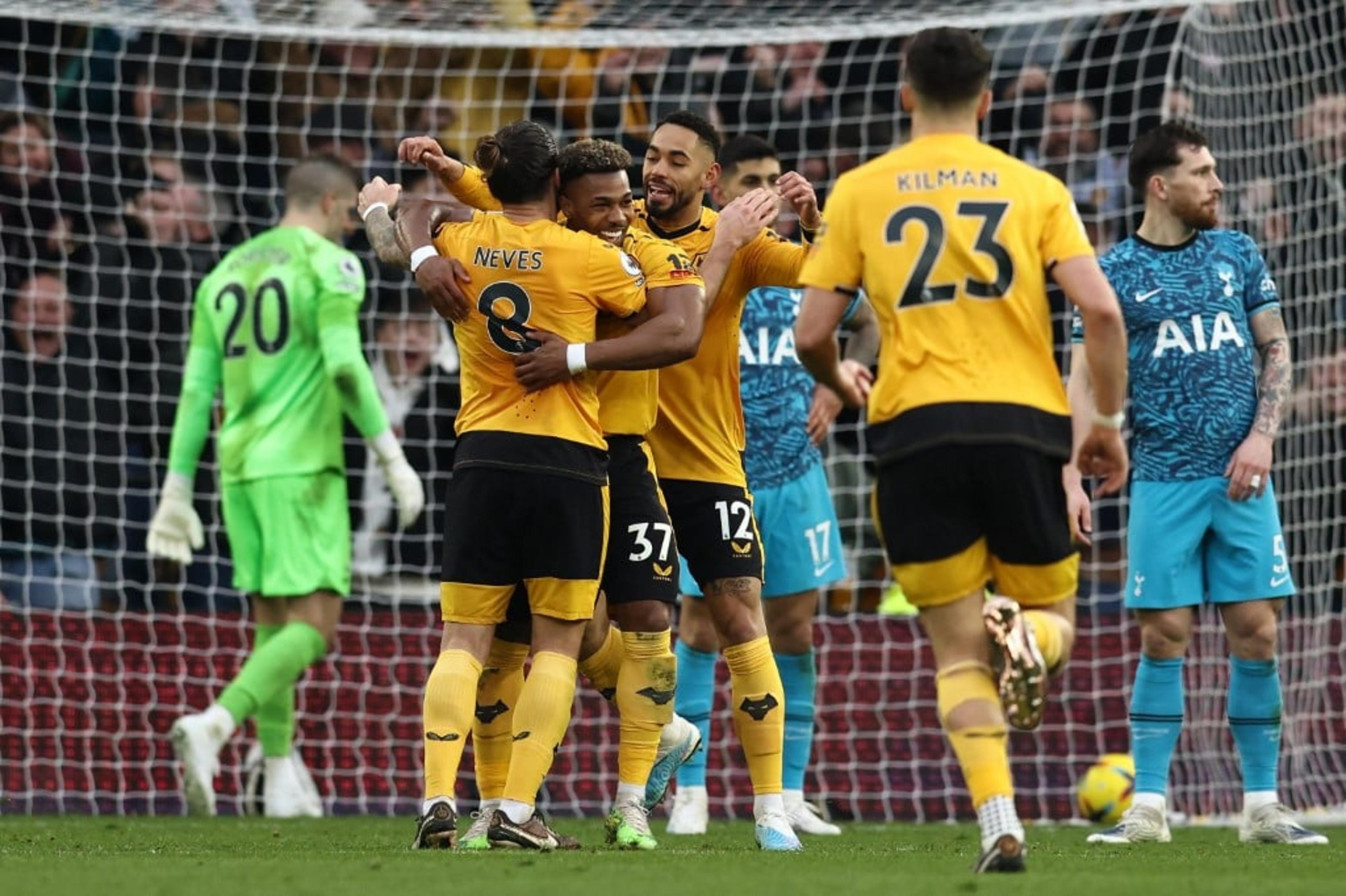 Wolverhampton segura pressão e vence Tottenham na Premier League