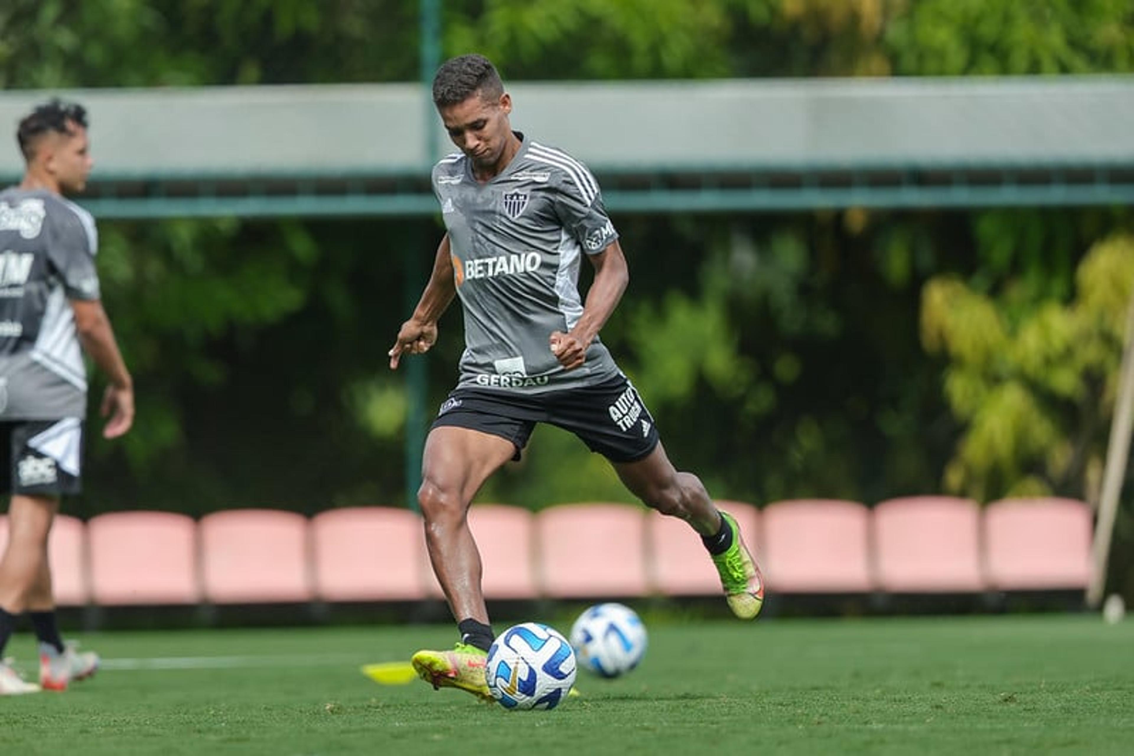 Emprestado pelo Shakhtar Donetsk, Pedrinho reafirma desejo de permanecer no Atlético-MG