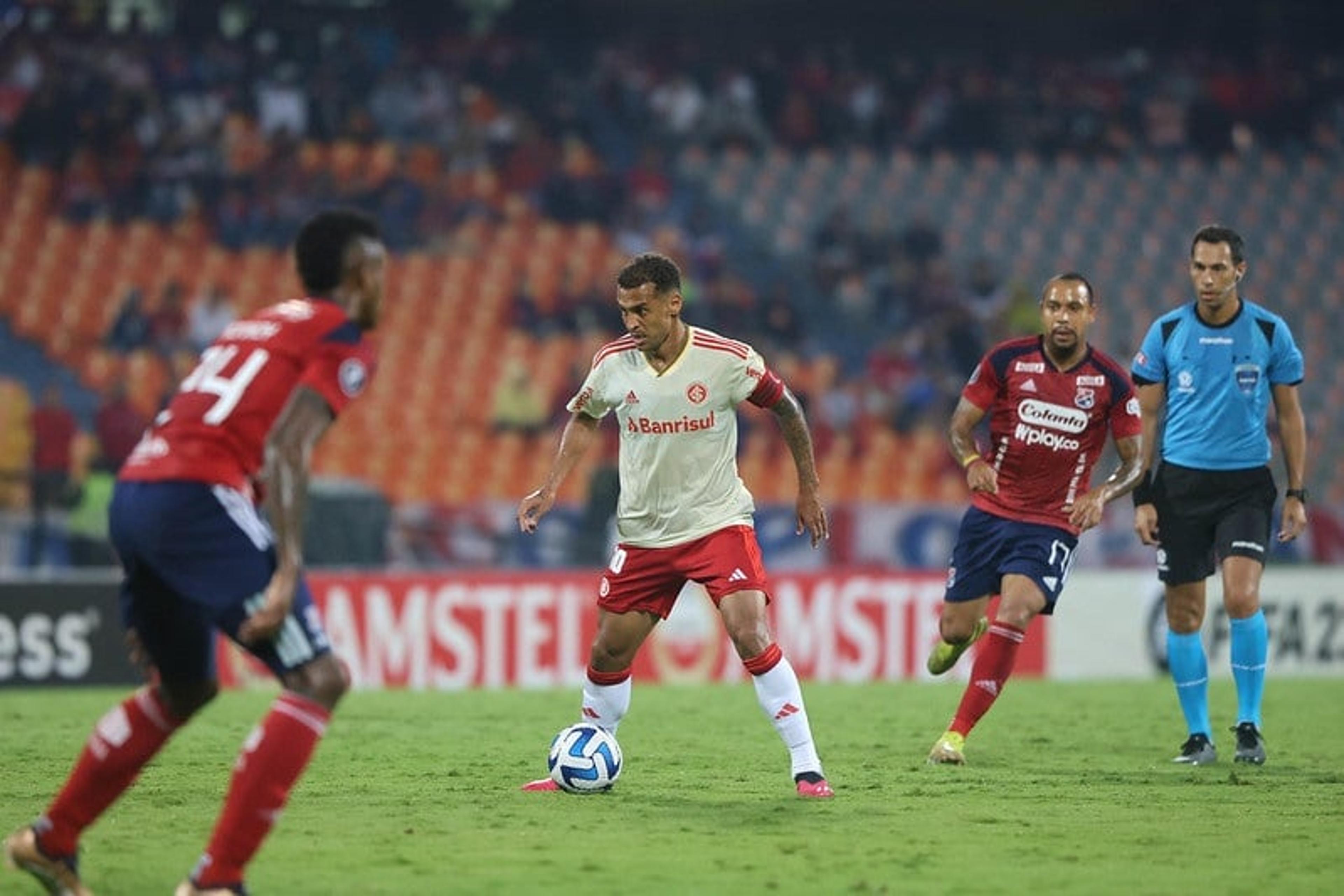 VÍDEO: Alan Patrick faz avaliação sobre estreia do Inter na Libertadores