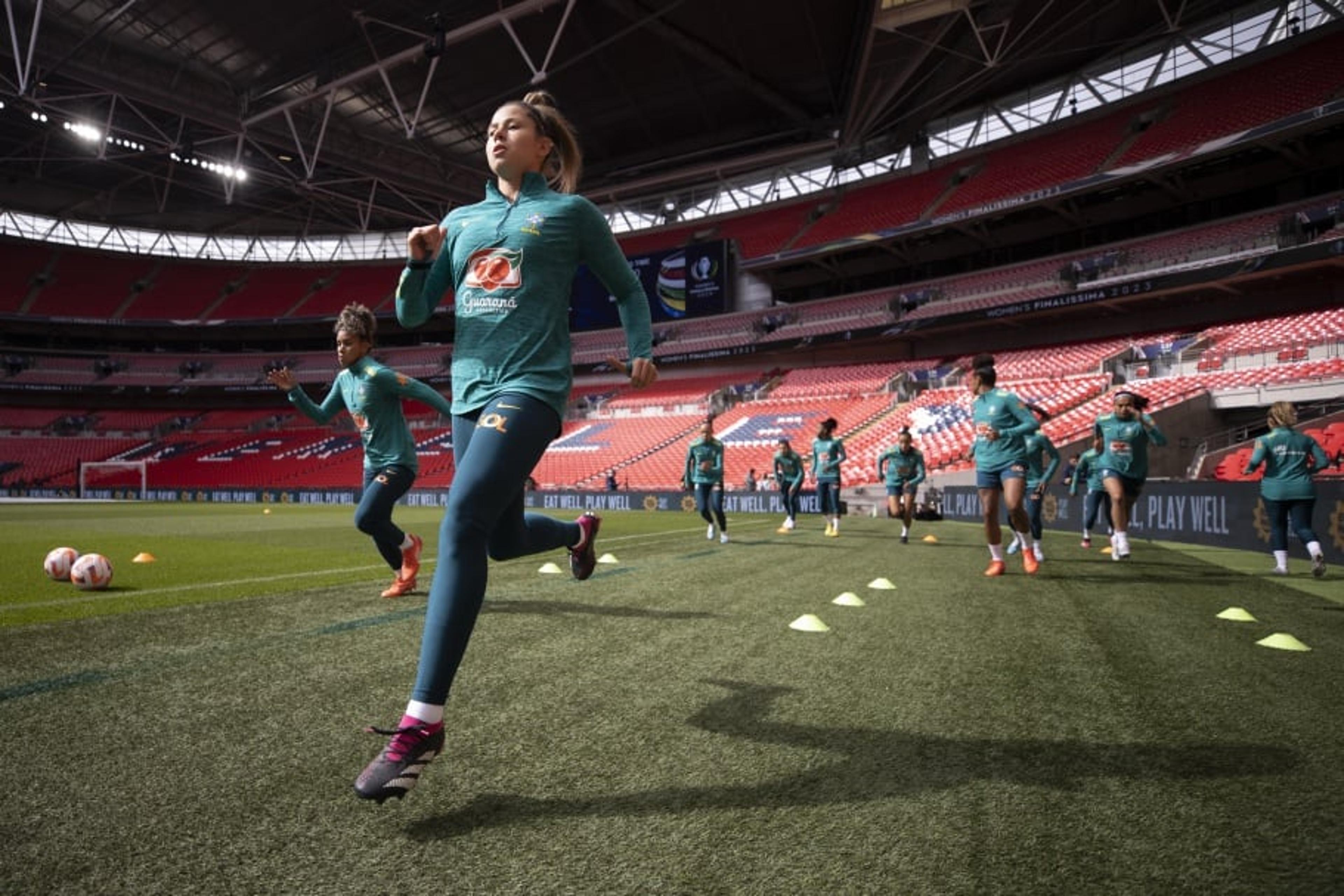 VÍDEO: Seleção Brasileira encerra preparação para Finalíssima feminina em Wembley