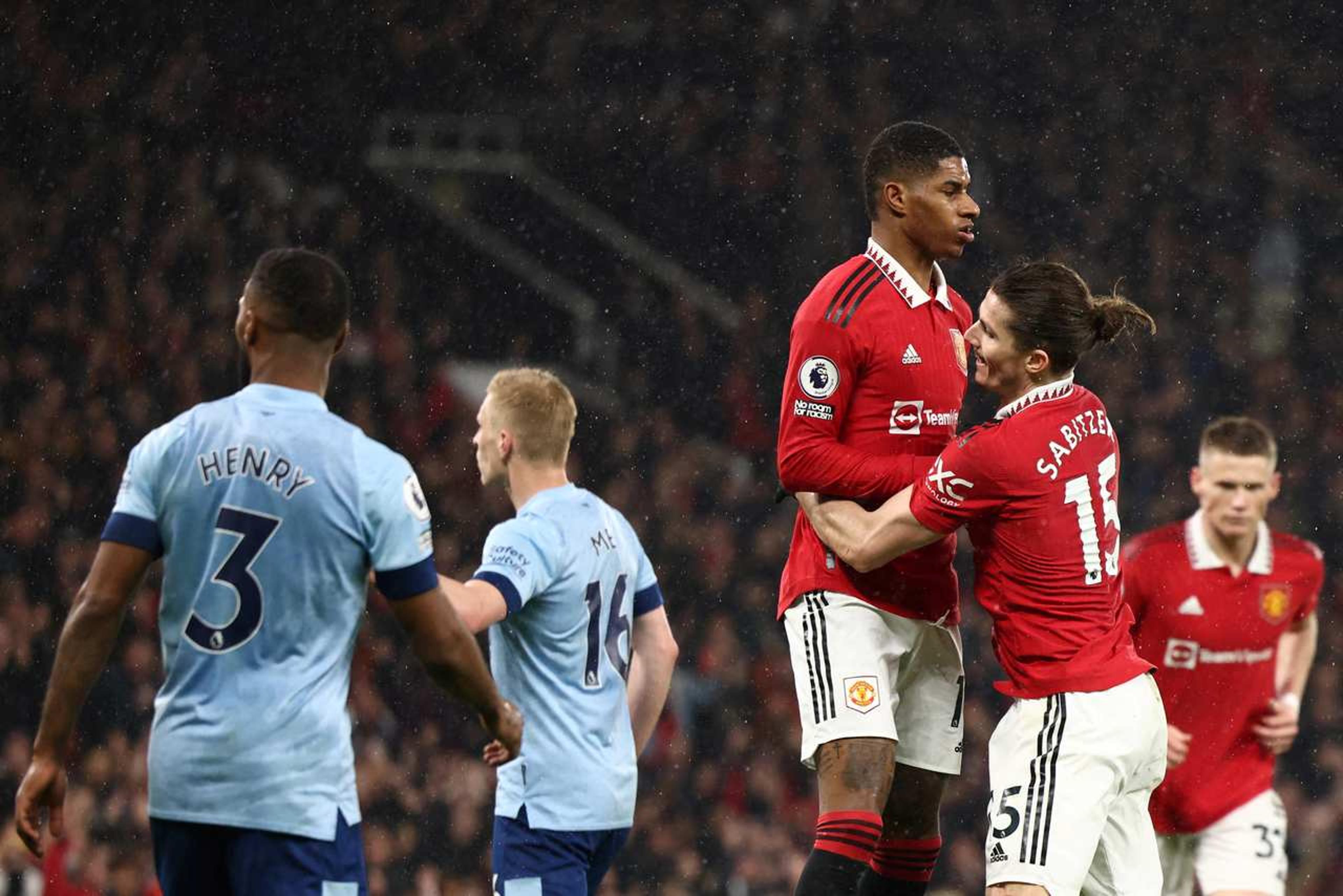 Rashford marca, e Manchester United vence Brentford em casa pela Premier League