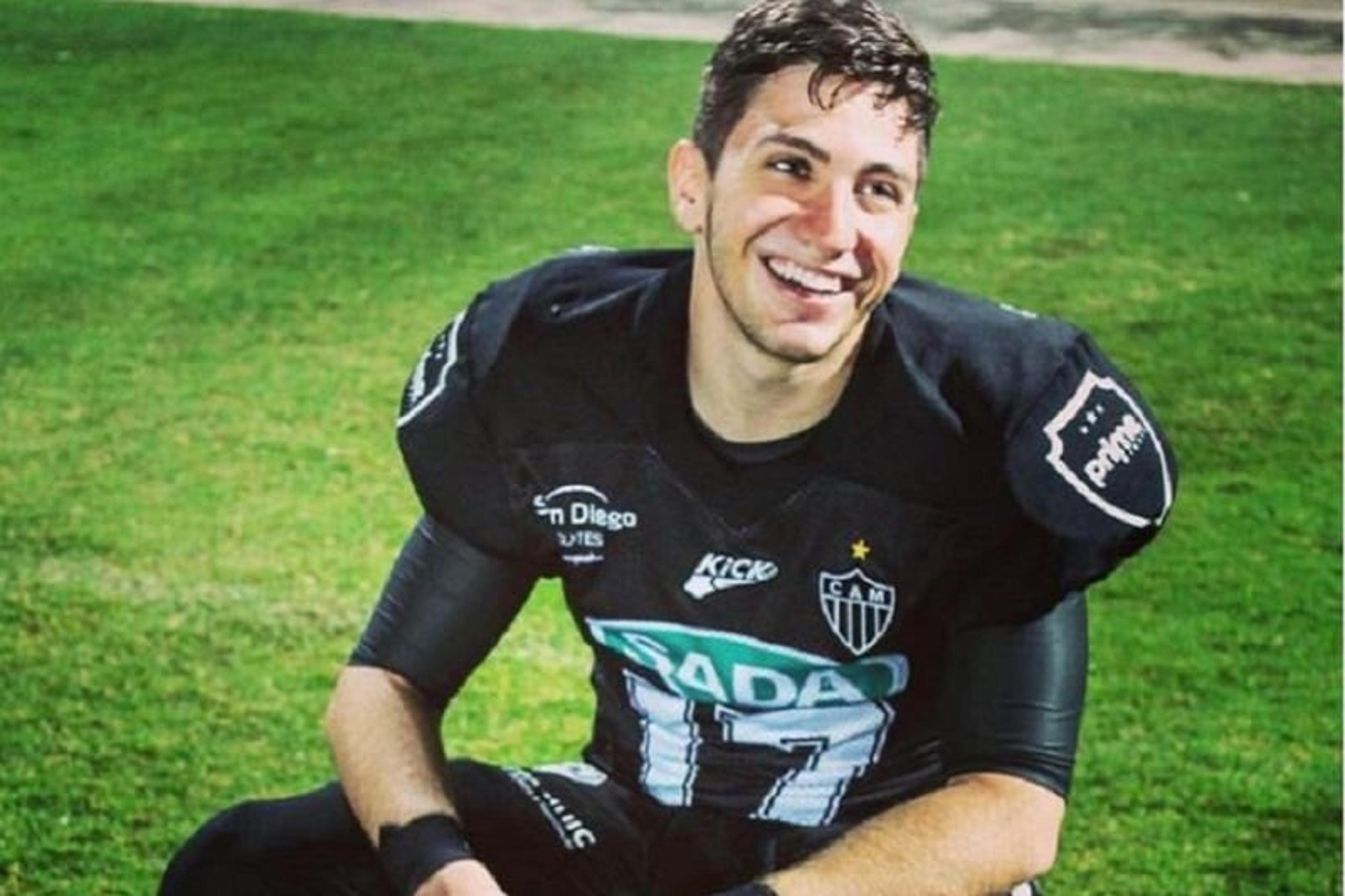 Quarterback Maycon Dacaza volta ao Galo FA; Clube procura norte-americano para a posição