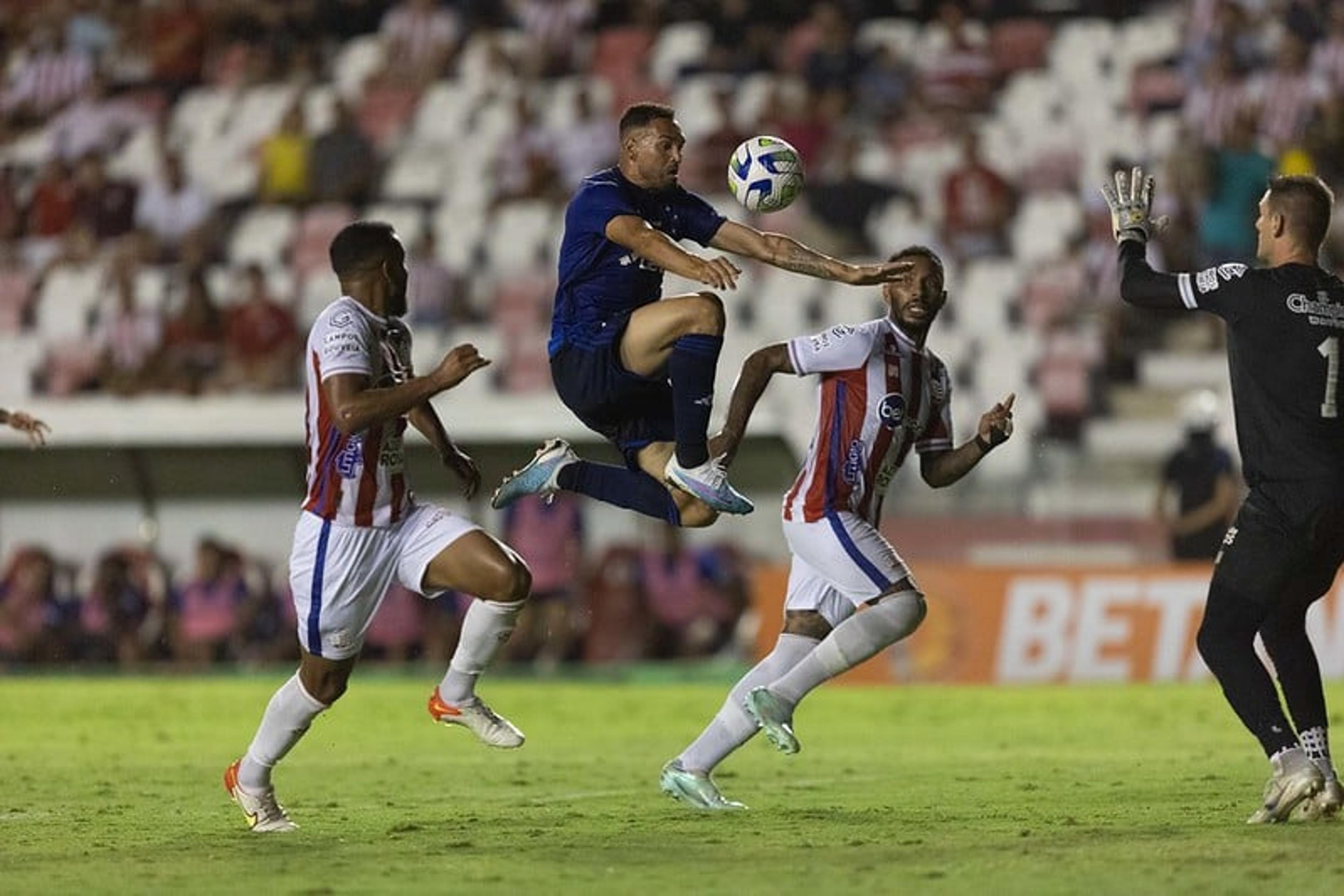 Cruzeiro x Náutico: onde assistir ao vivo, prováveis times e desfalques