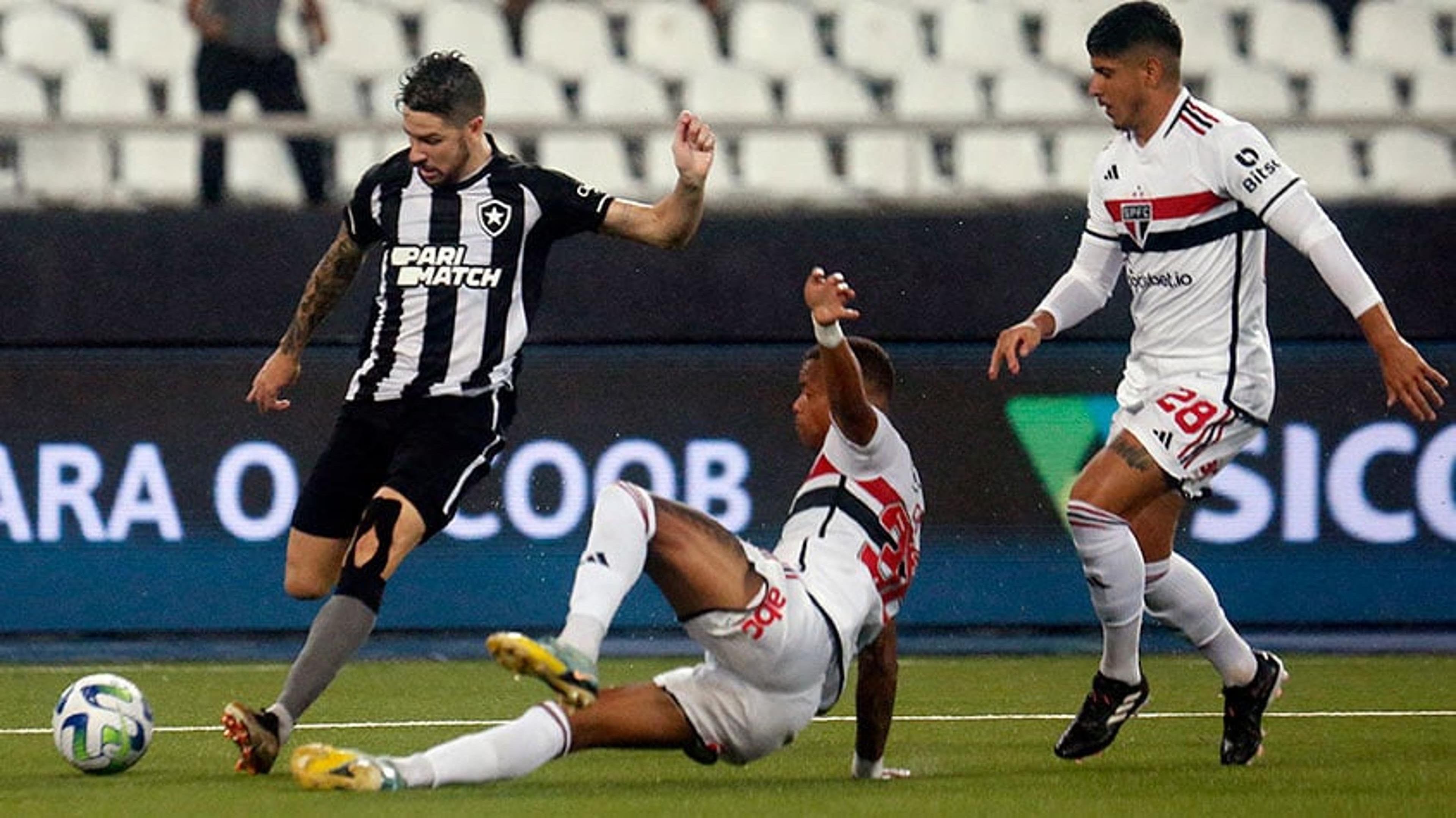 VÍDEO: veja os melhores momentos da vitória do Botafogo sobre o São Paulo pelo Brasileirão