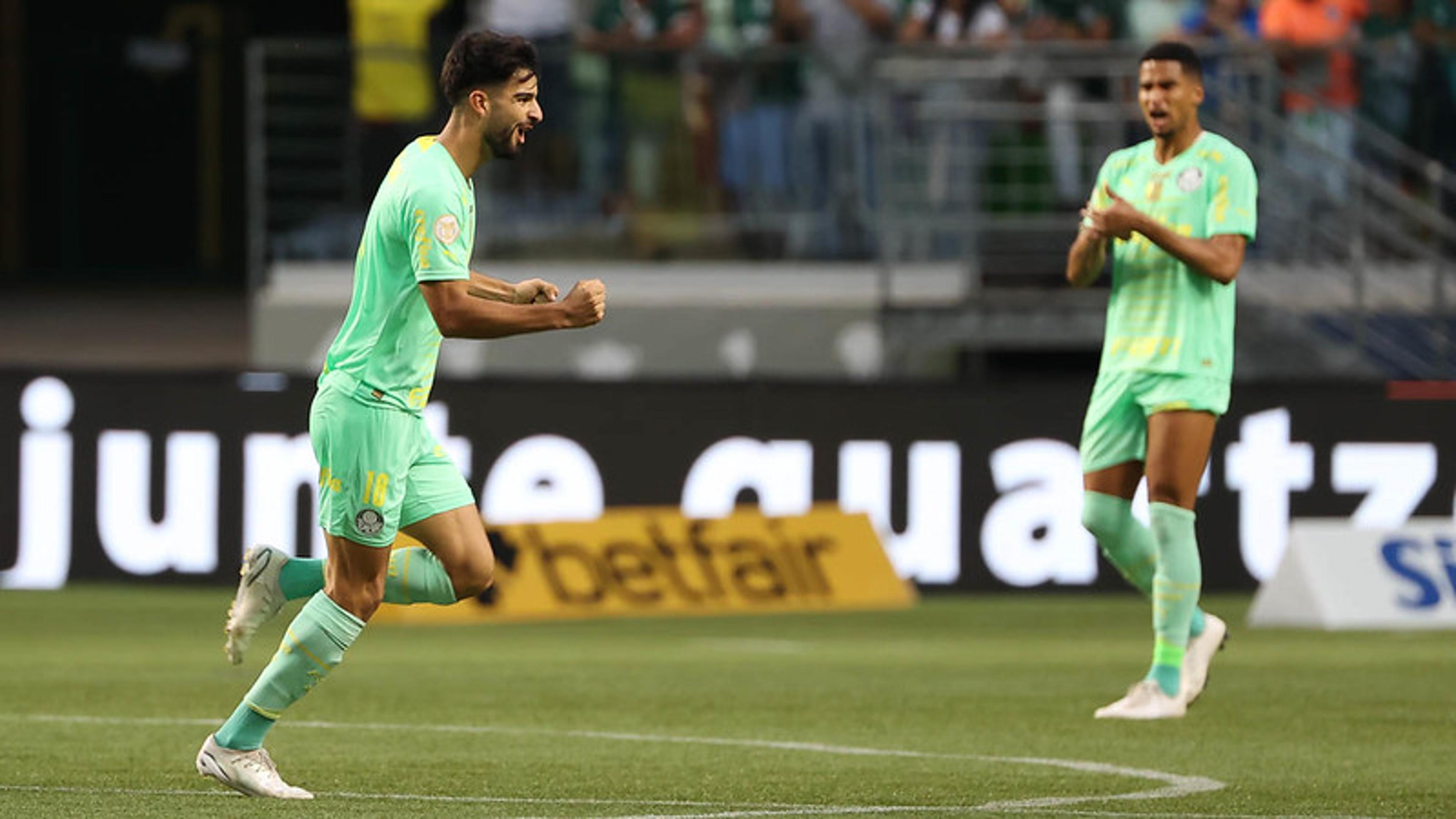 Mesmo fora de posição, Flaco López celebra momento no Palmeiras e se diz ‘muito confiante’