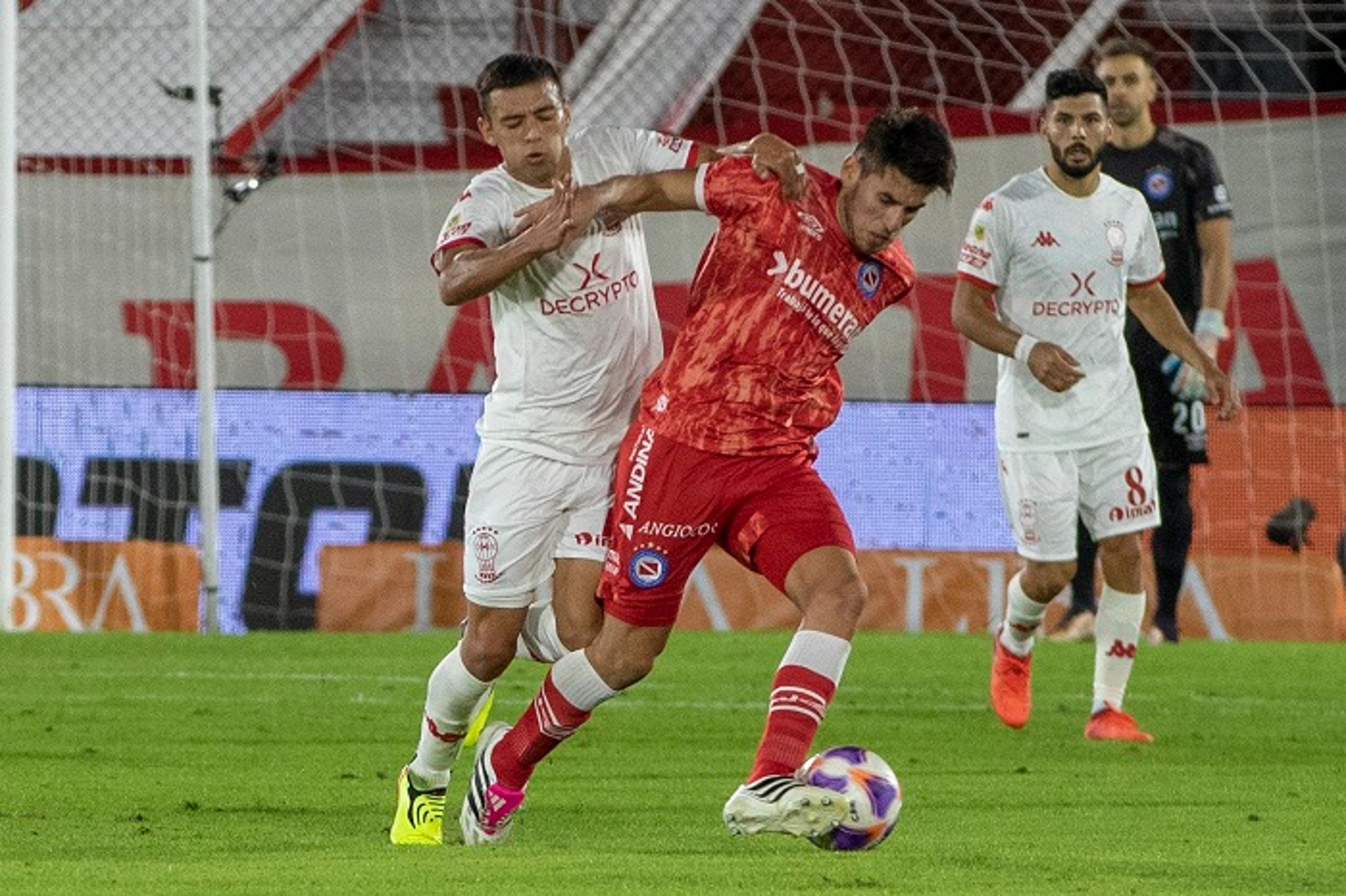 Alô, Timão! Argentinos Juniors tem retrospecto negativo na temporada; confira