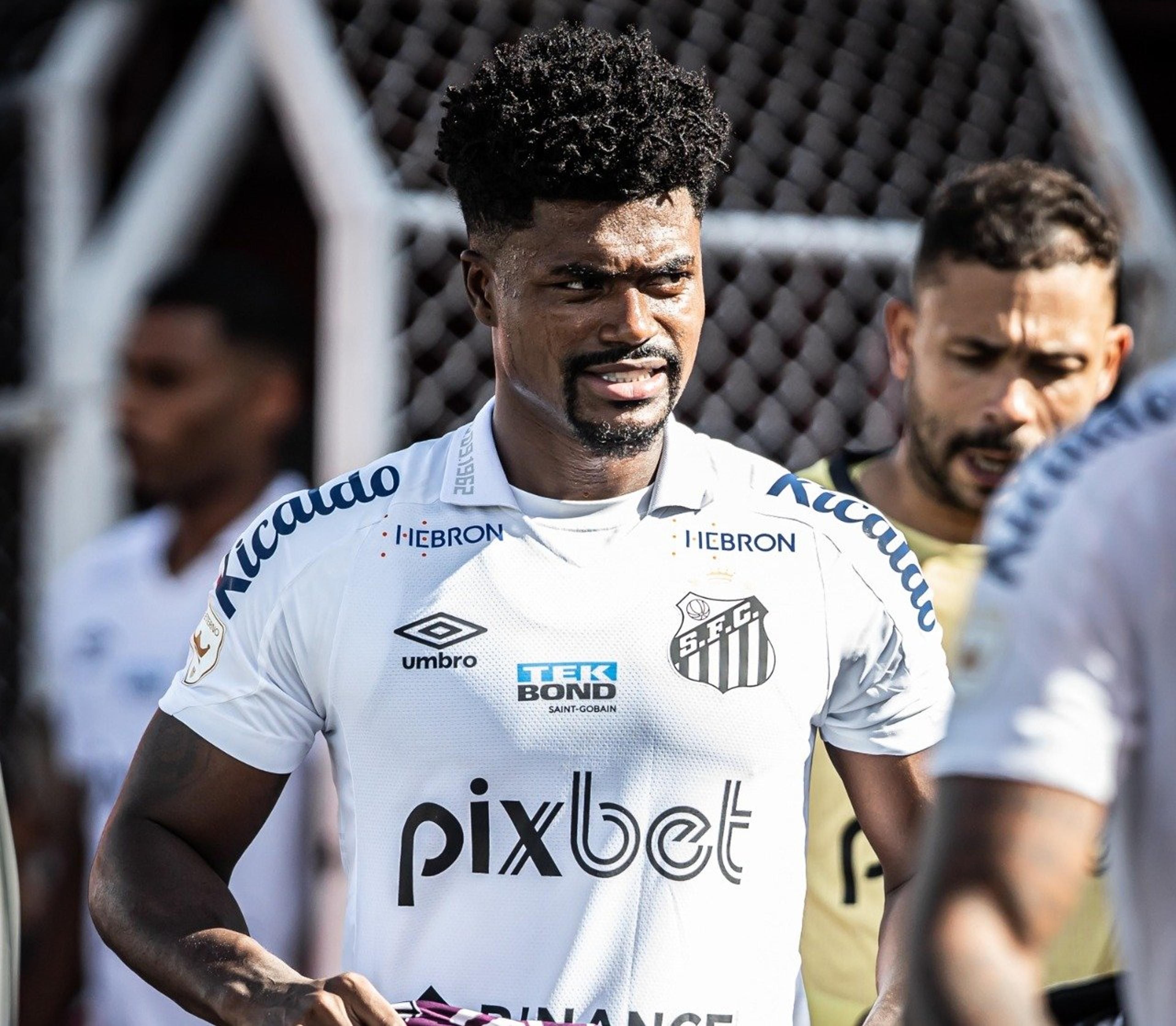 Apesar de derrota, Bauermann vê caminho para classificação do Santos na Sul-Americana ‘em aberto’