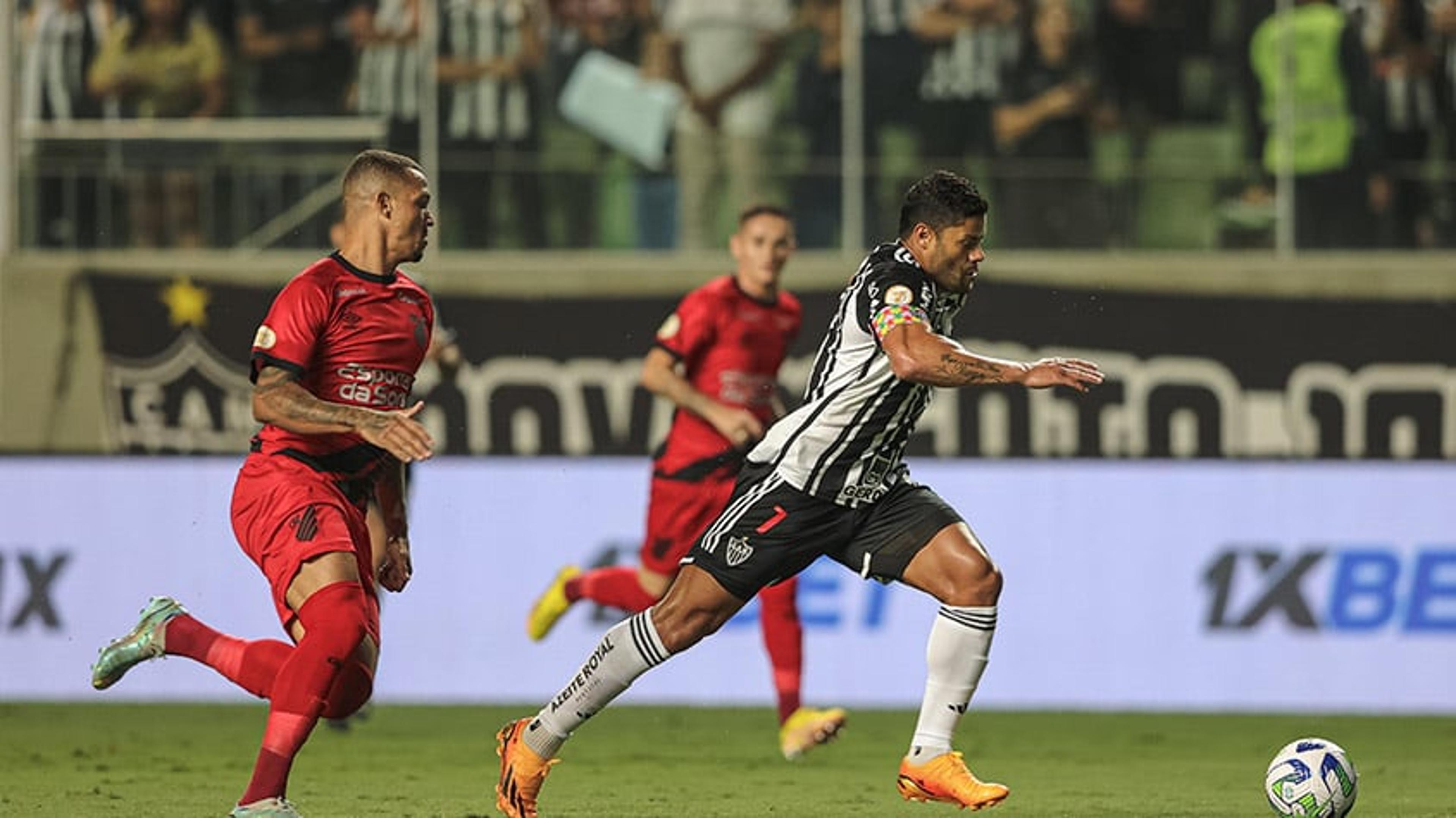 VÍDEO: veja os melhores momentos da vitória do Atlético-MG sobre o Athletico-PR pelo Brasileirão