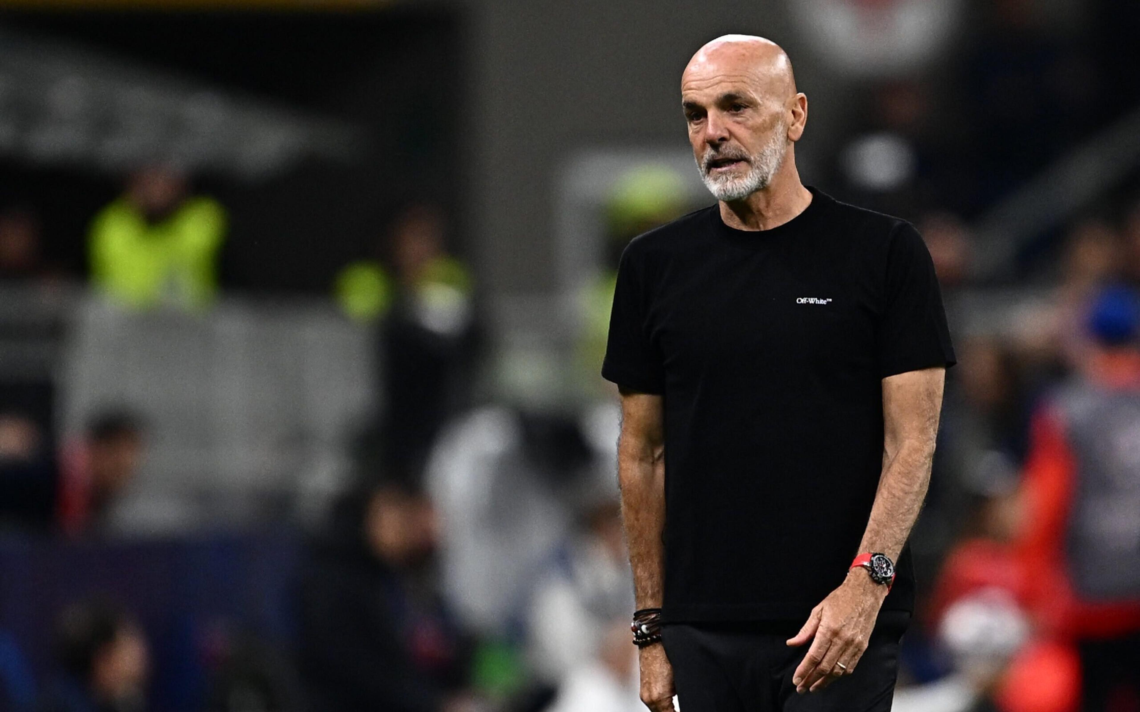 Técnico do Milan, Pioli critica atuação do time contra a Inter e detona arbitragem