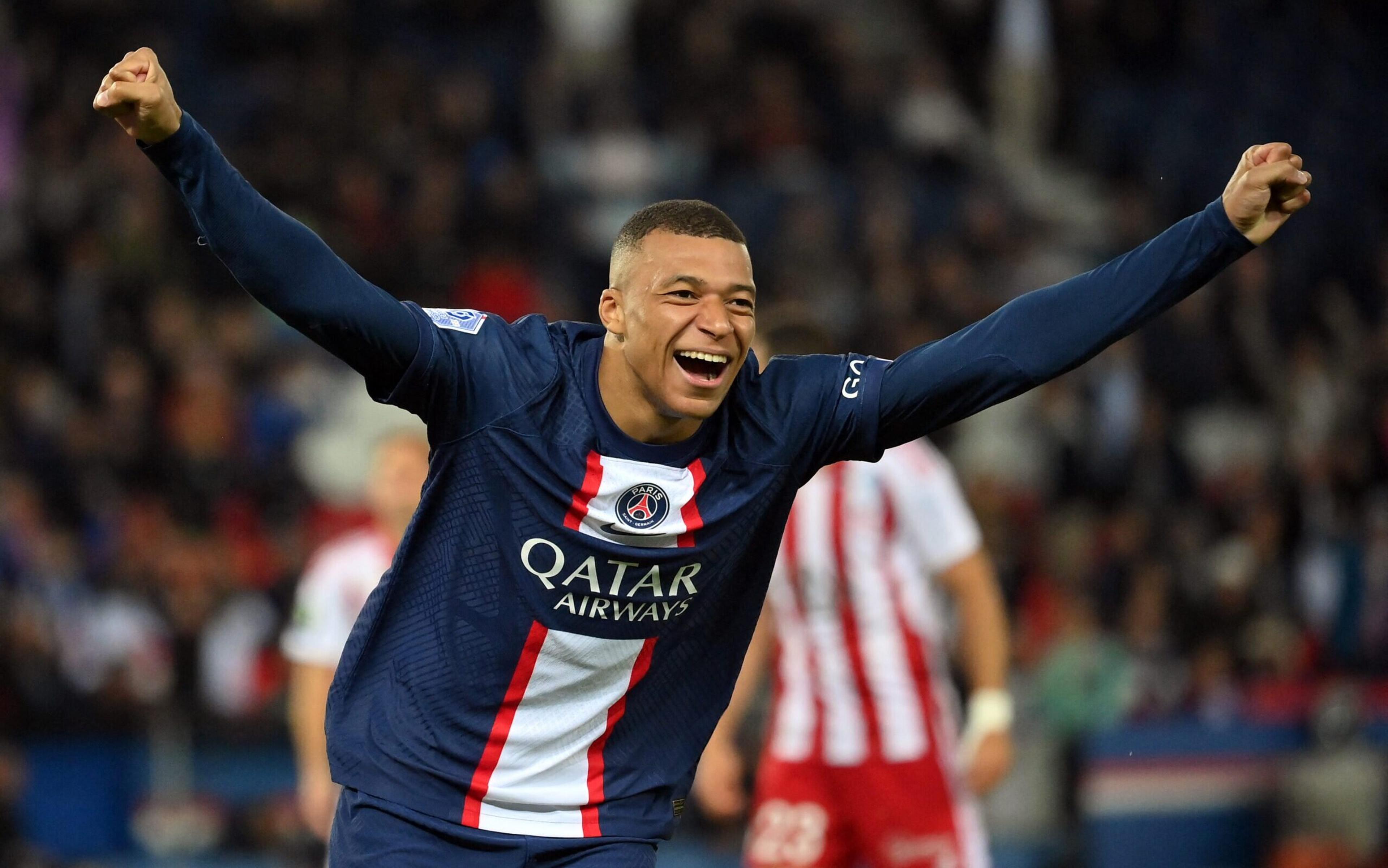 Com Messi vaiado, Mbappé brilha e PSG atropela Ajaccio em casa pelo Campeonato Francês