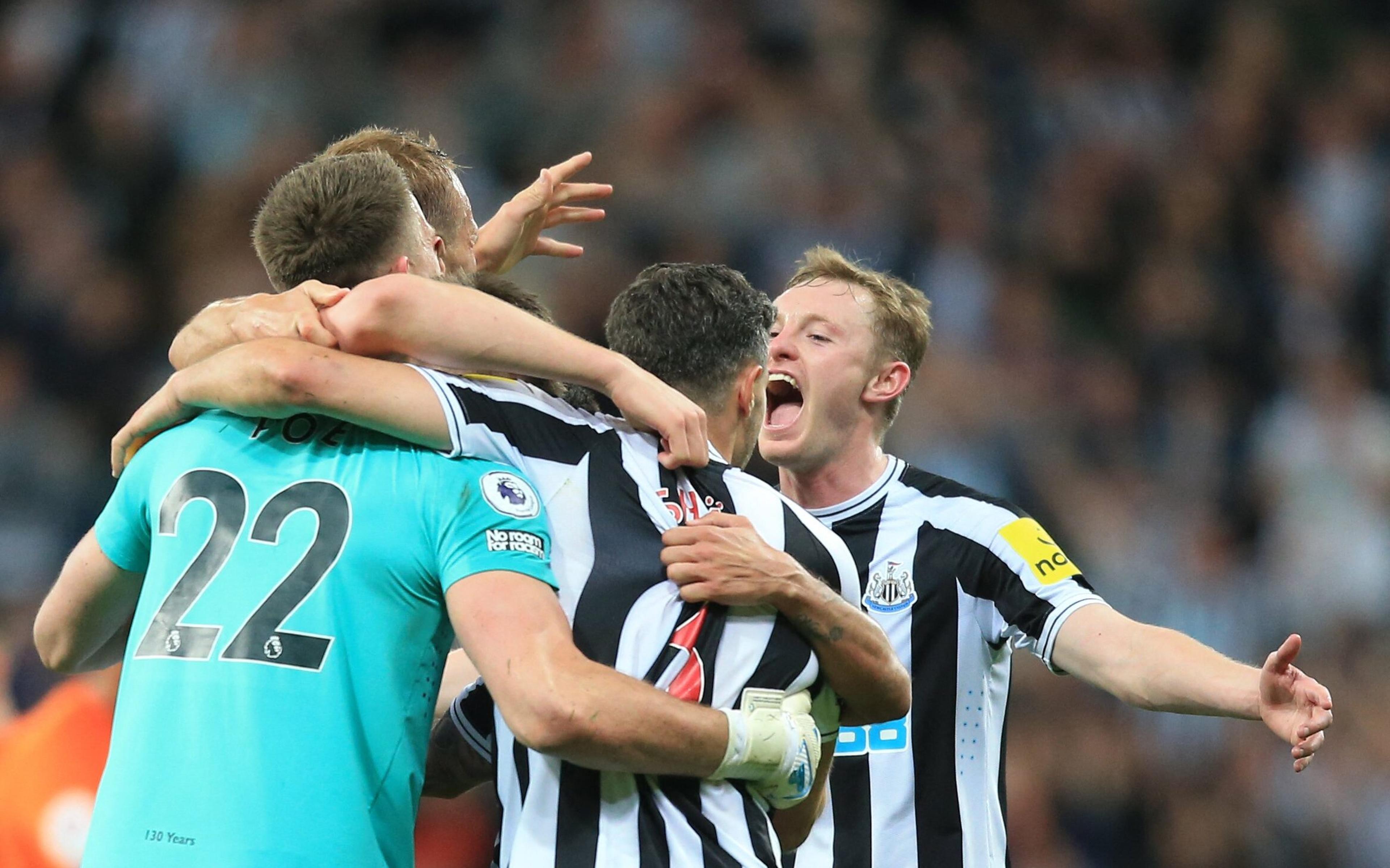 Reconstrução: como o Newcastle foi da segunda divisão à Europa após venda bilionária