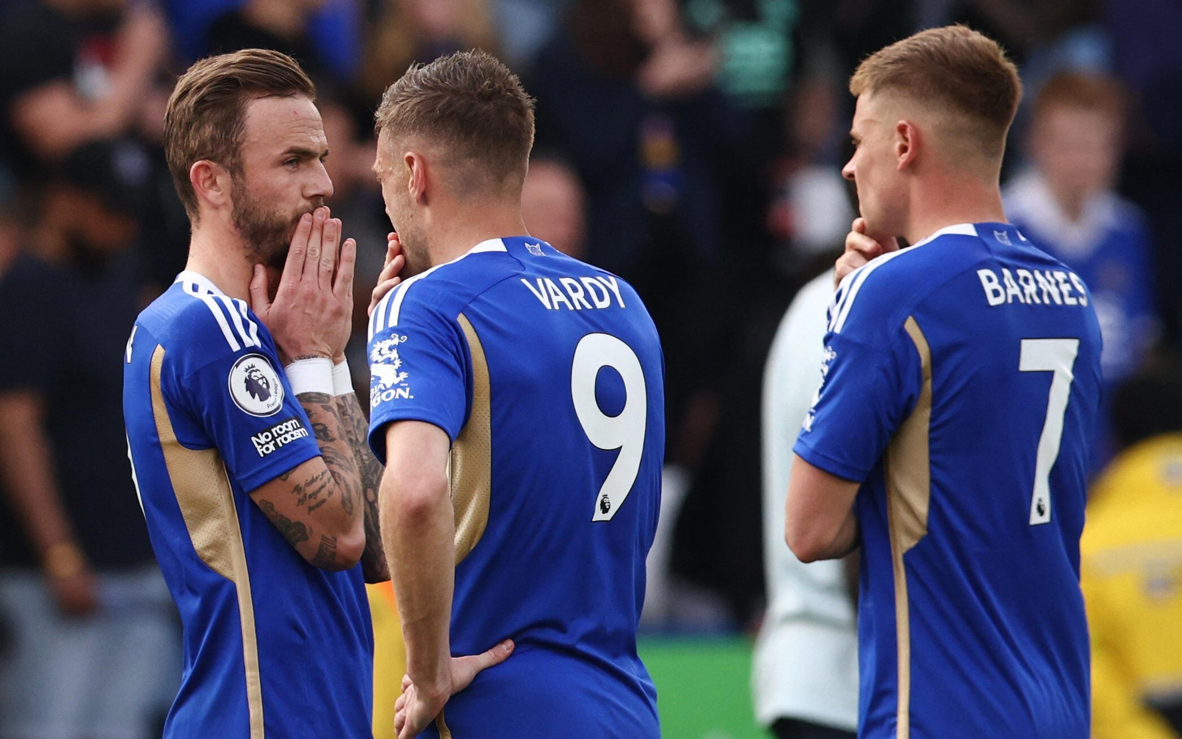 Do ‘luxo ao lixo’: como o Leicester foi de campeão inglês a rebaixado na Premier League