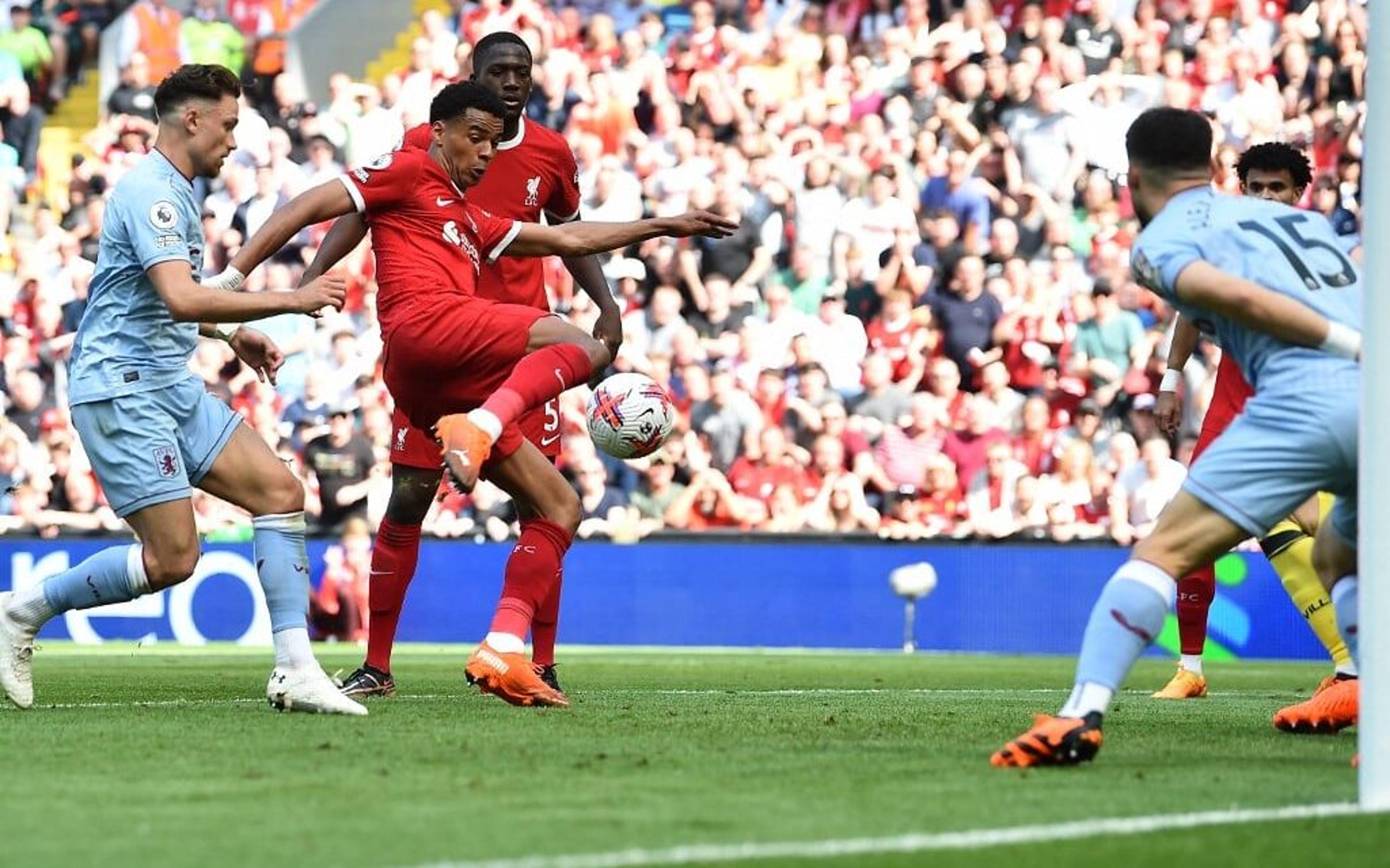 Si, Señor! Roberto Firmino marca em sua despedida de Anfield, mas Liverpool empata com Aston Villa na Premier League