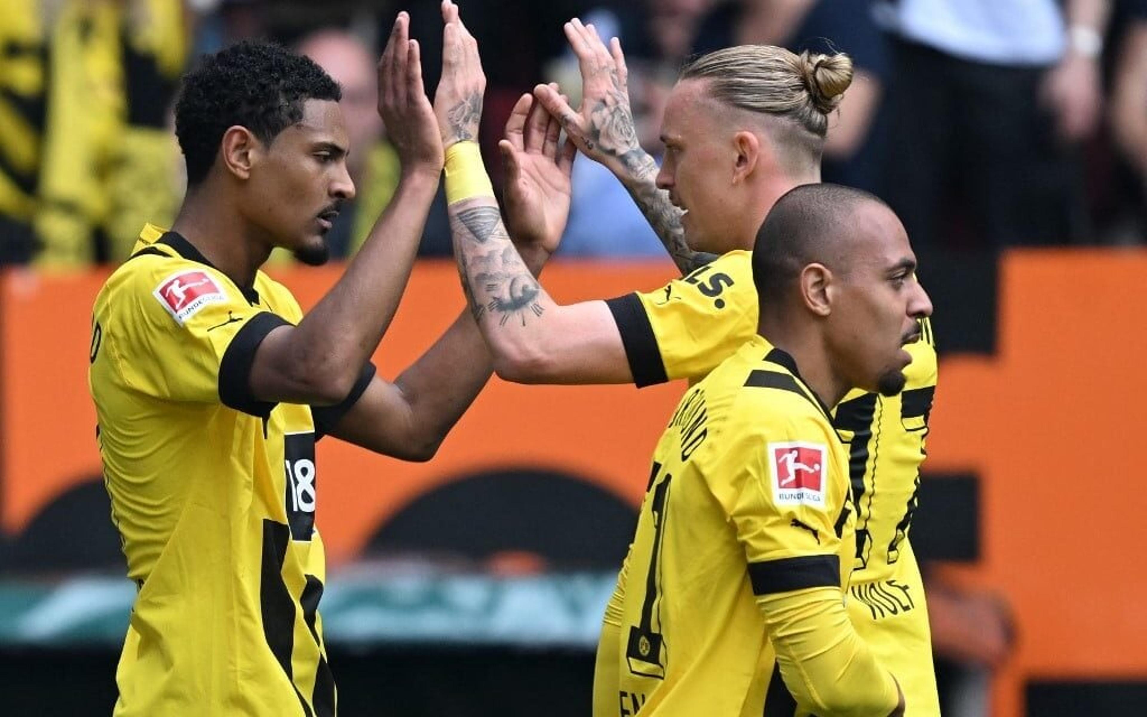 Haller brilha, Dortmund vence Augsburg, ultrapassa Bayern e se aproxima do título da Bundesliga