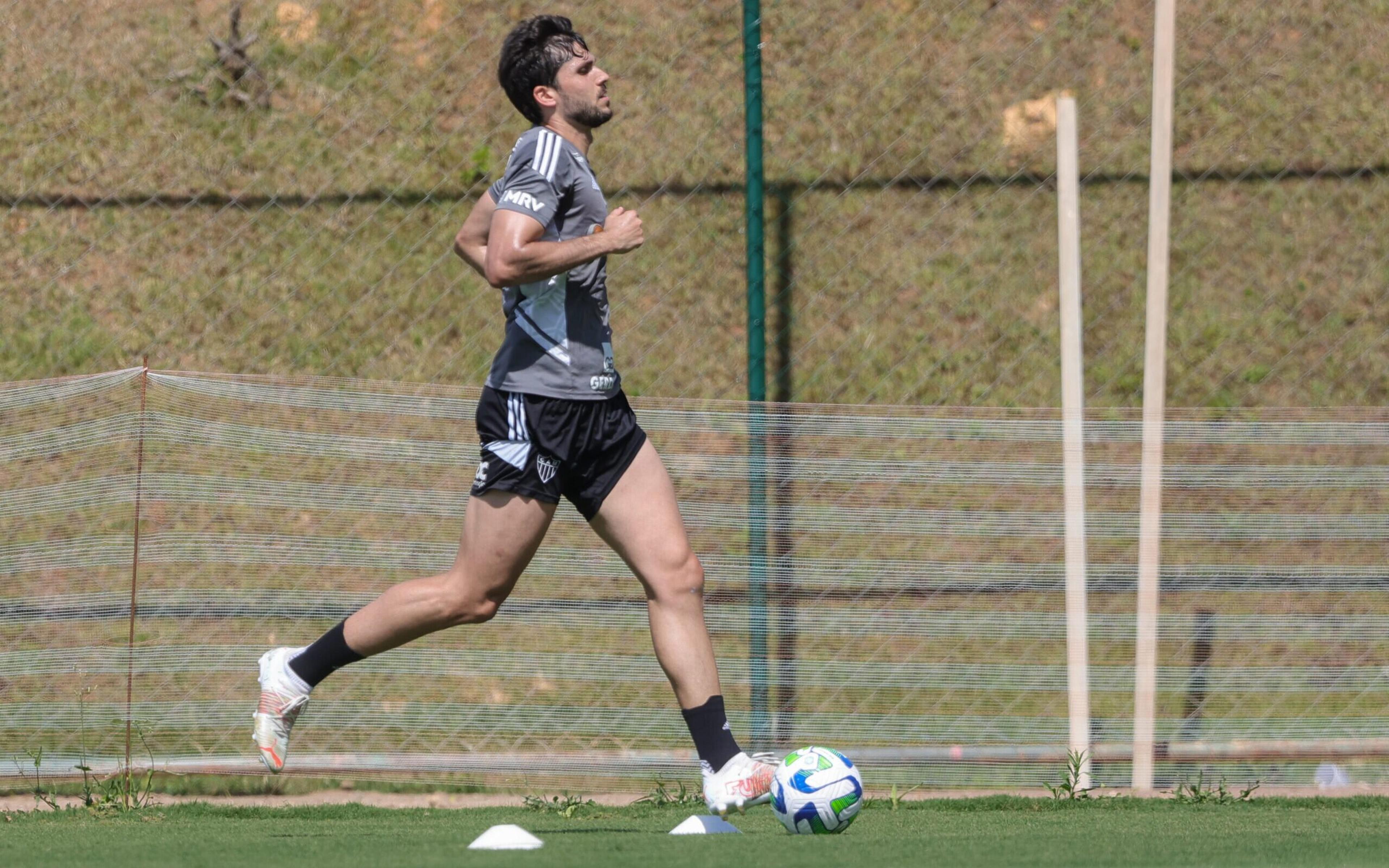 Liberado pelo DM, Igor Rabello inicia transição física no Atlético-MG