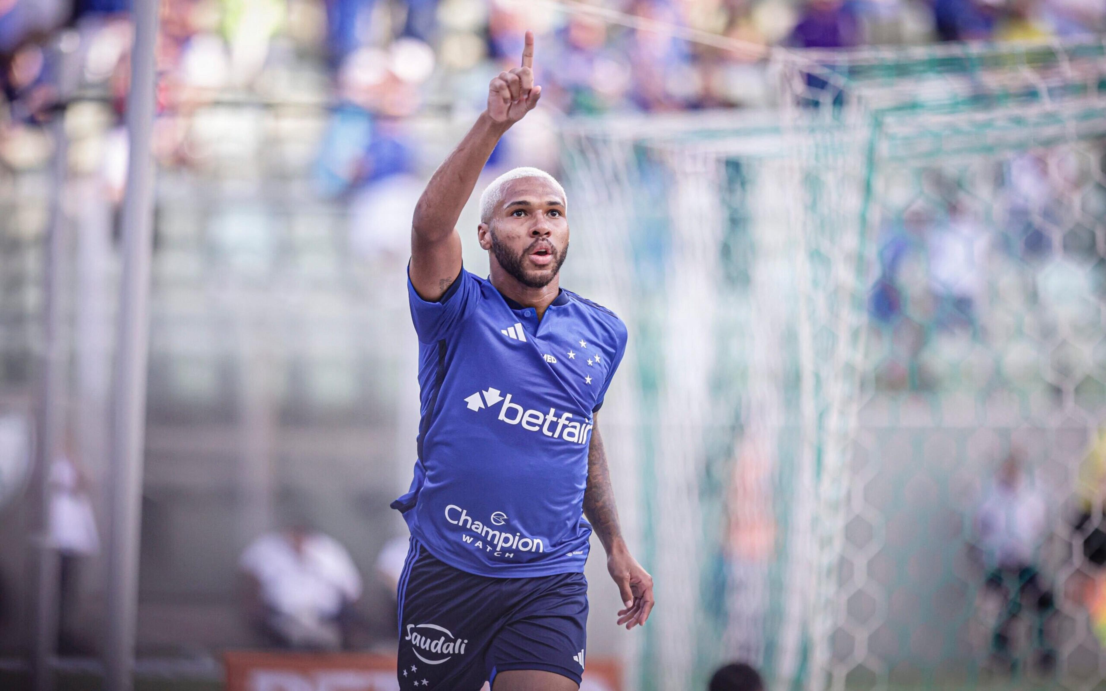 Autor dos gols do Cruzeiro contra o Santos, Wesley dedica vitória a Rafael Bilu