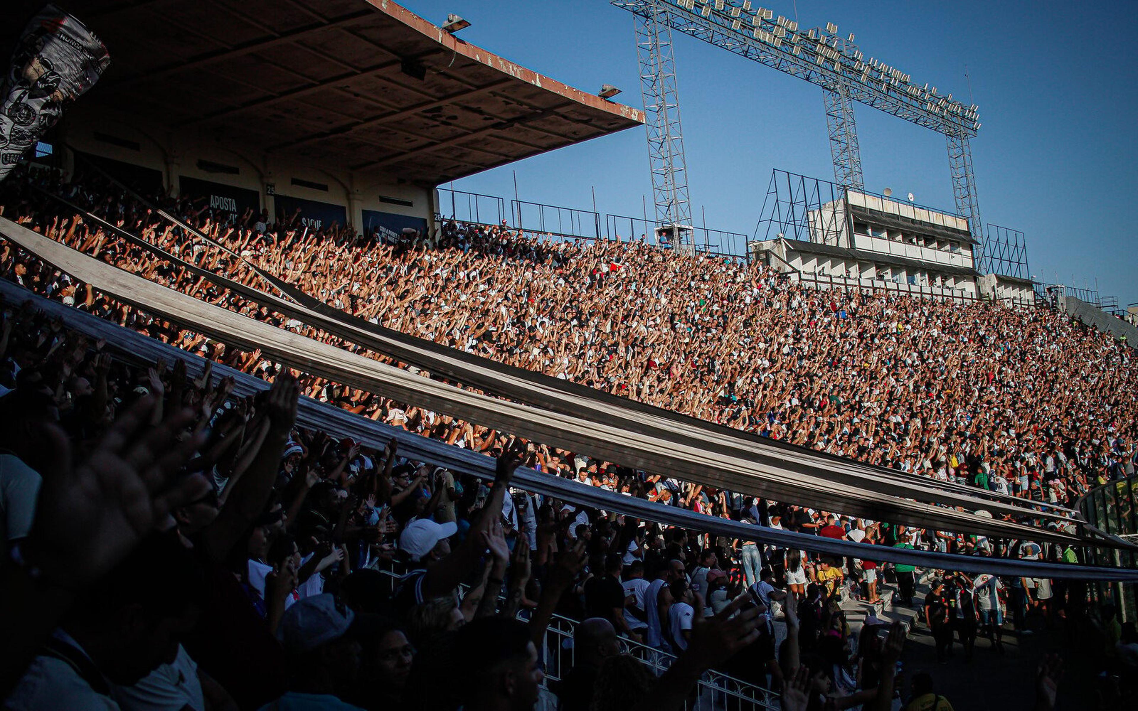 Vasco passará por período de jogos longe de São Januário