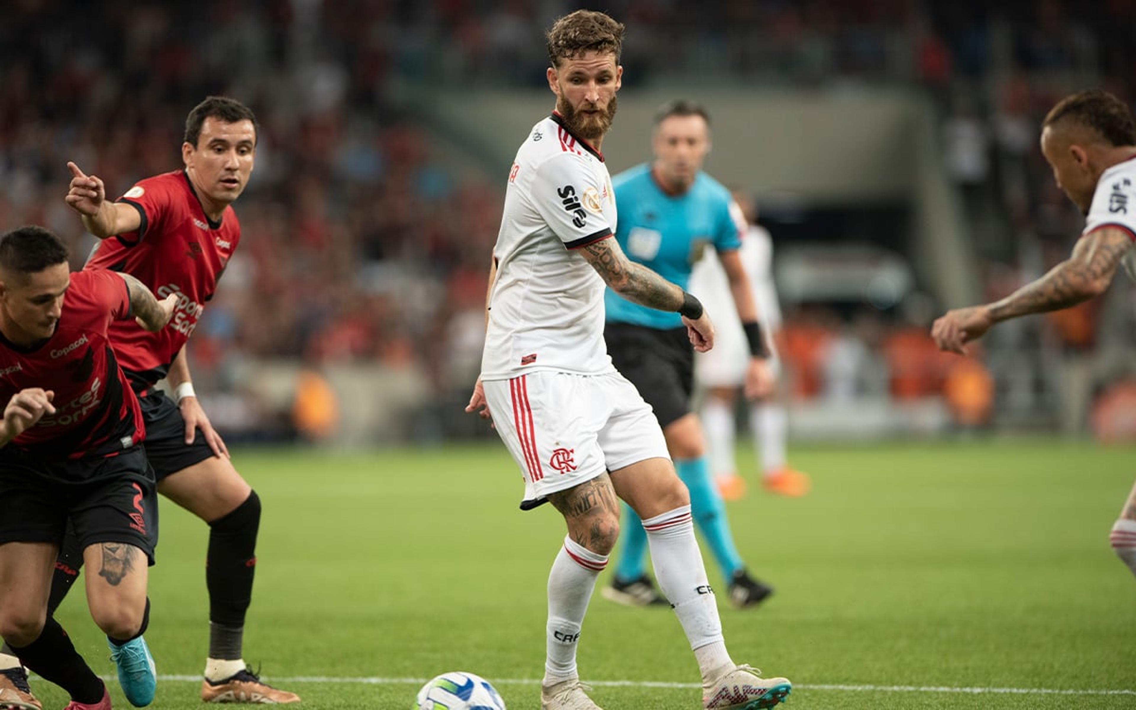 Léo Pereira fala sobre desatenção do sistema defensivo do Flamengo: ‘Temos que estar concentrados’