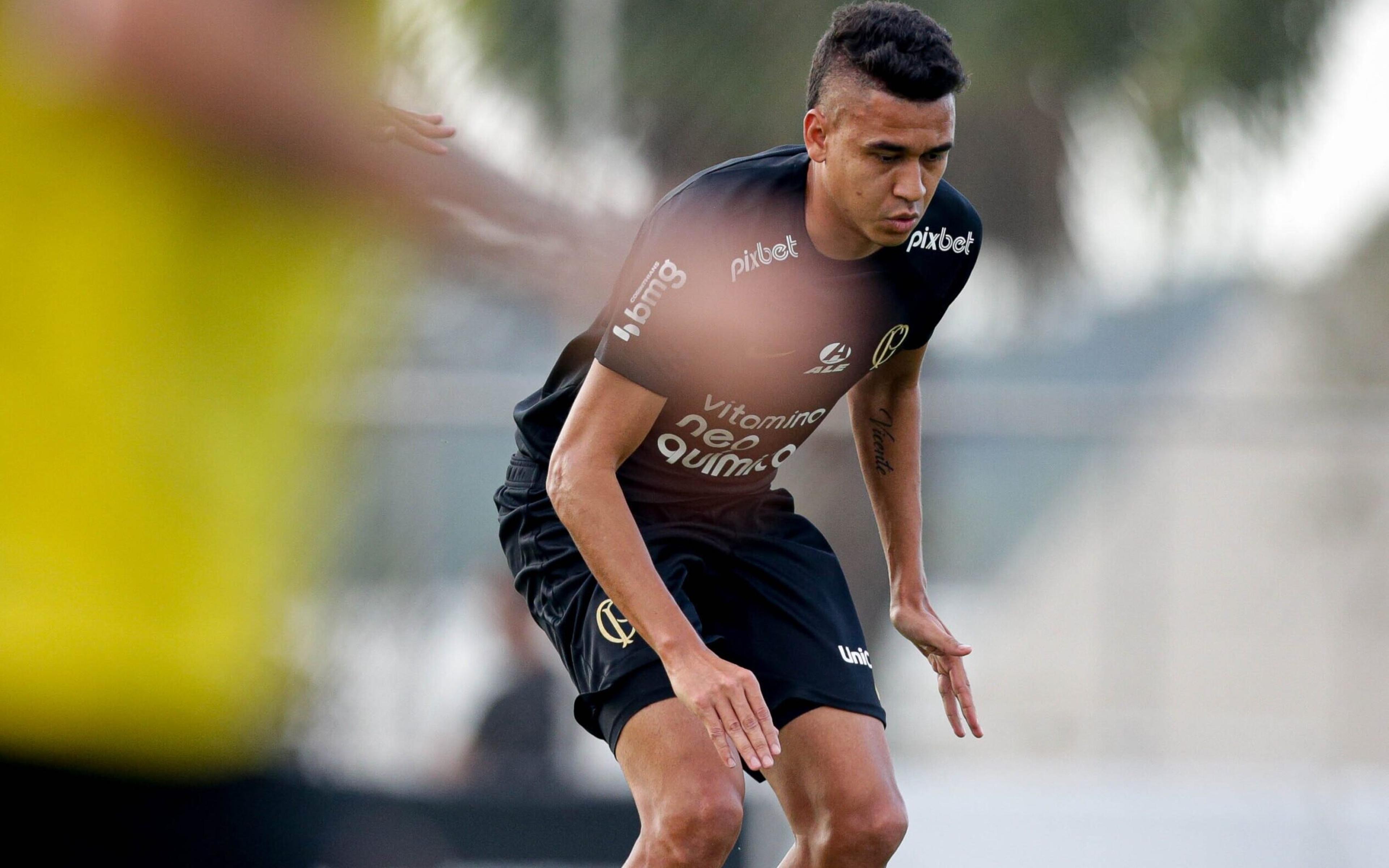 Com lesão na coxa, meia desfalca o Corinthians contra o Flamengo; veja provável escalação