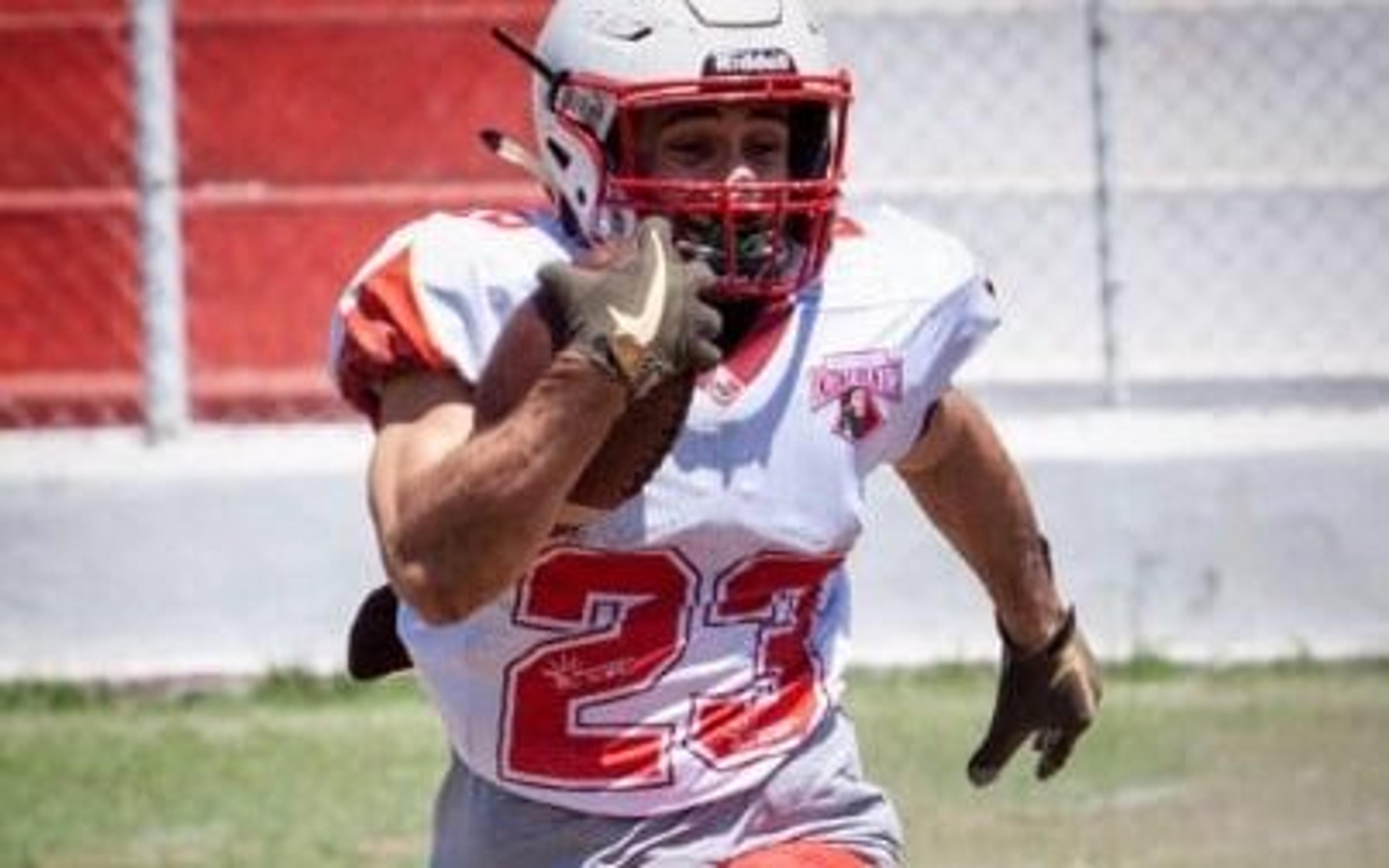 São Luís Sharks contratar norte-americano Alex Cardenas para a Liga BFA