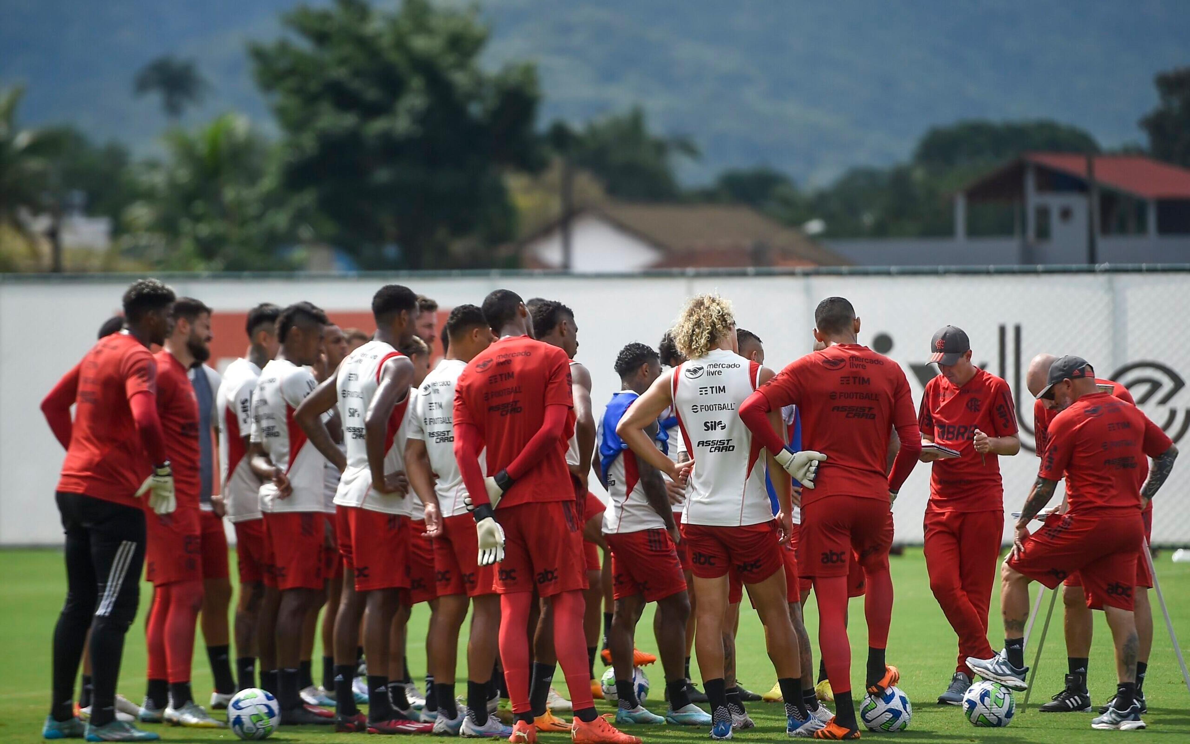 Em busca da reação, Flamengo tenta superar erros individuais e confia em manter a escrita contra o Goiás