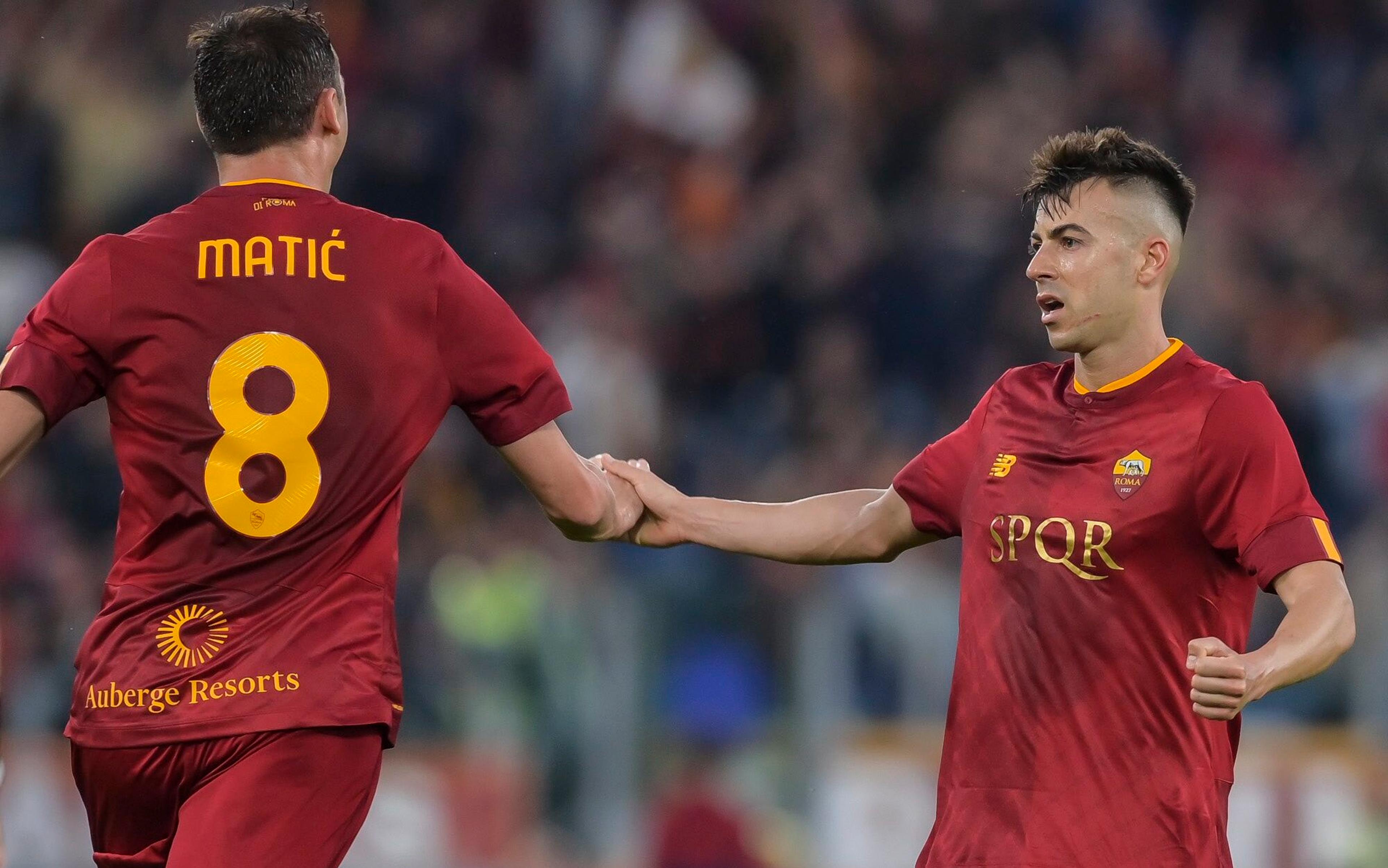 Roma, de José Mourinho, marca no final da partida e empata com Salernitana pelo Campeonato Italiano