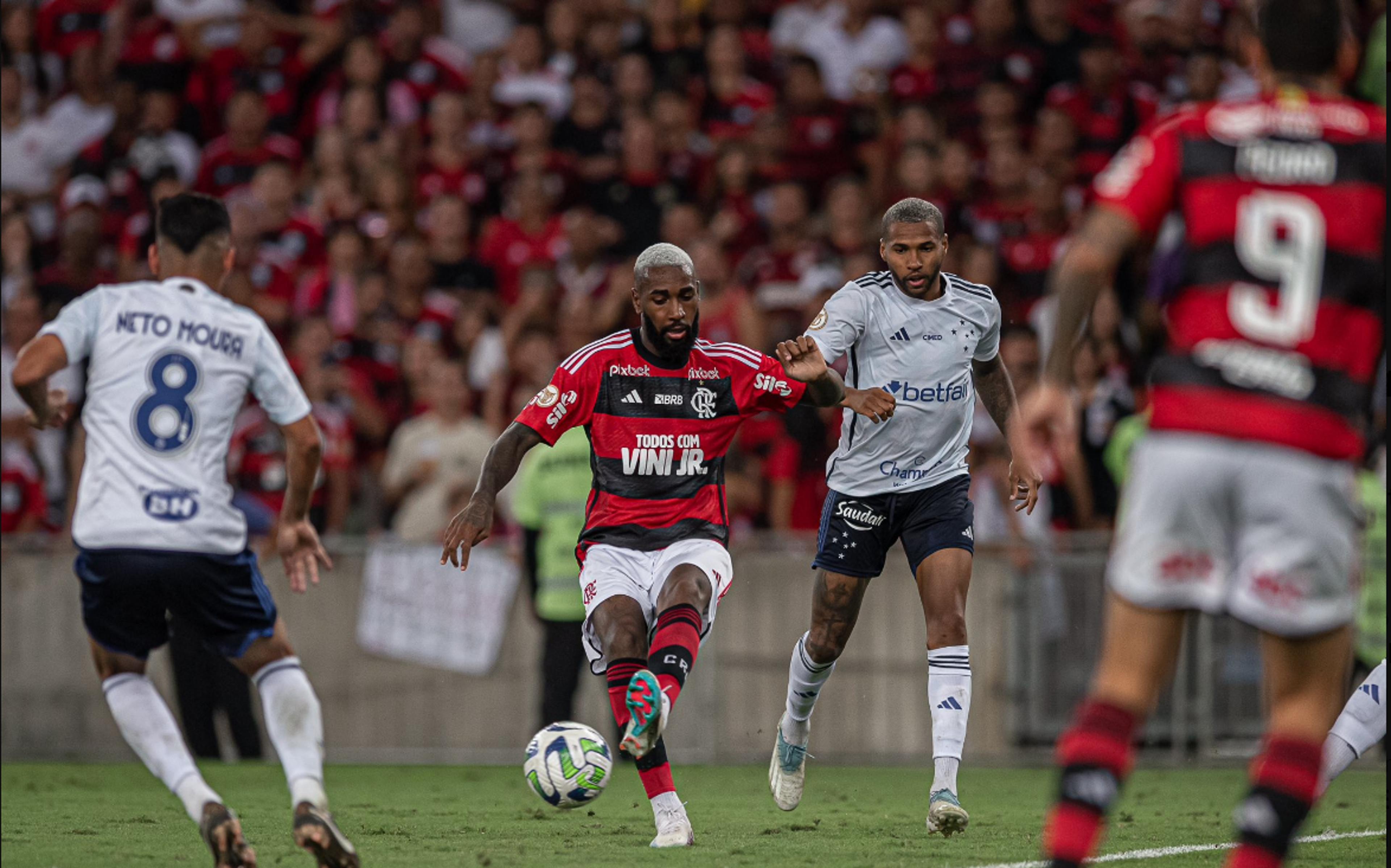 Duelo entre Flamengo x Cruzeiro, pelo Brasileirão, se torna a maior audiência do ano