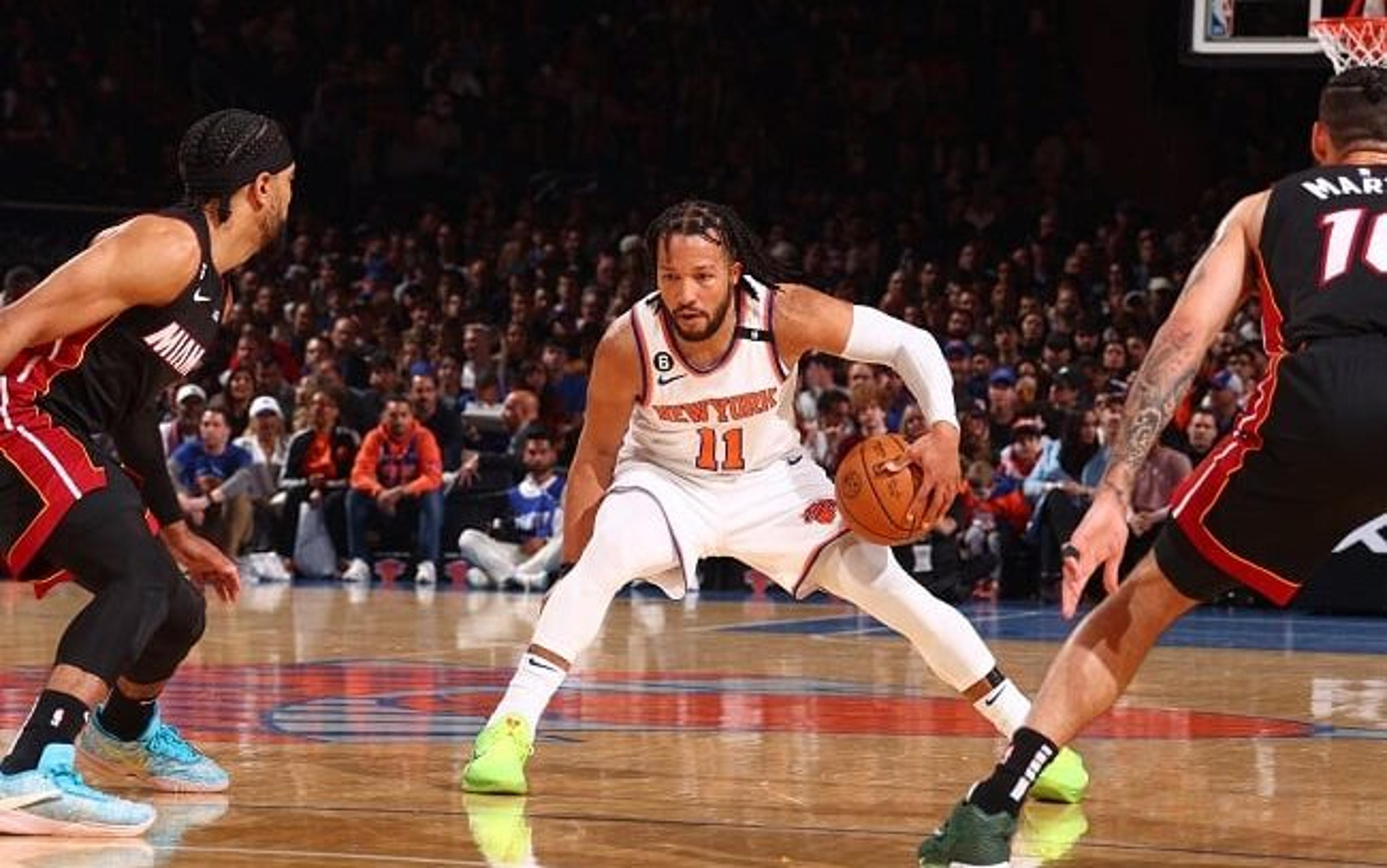 Jalen Brunson comanda, Knicks vence Heat e empata série