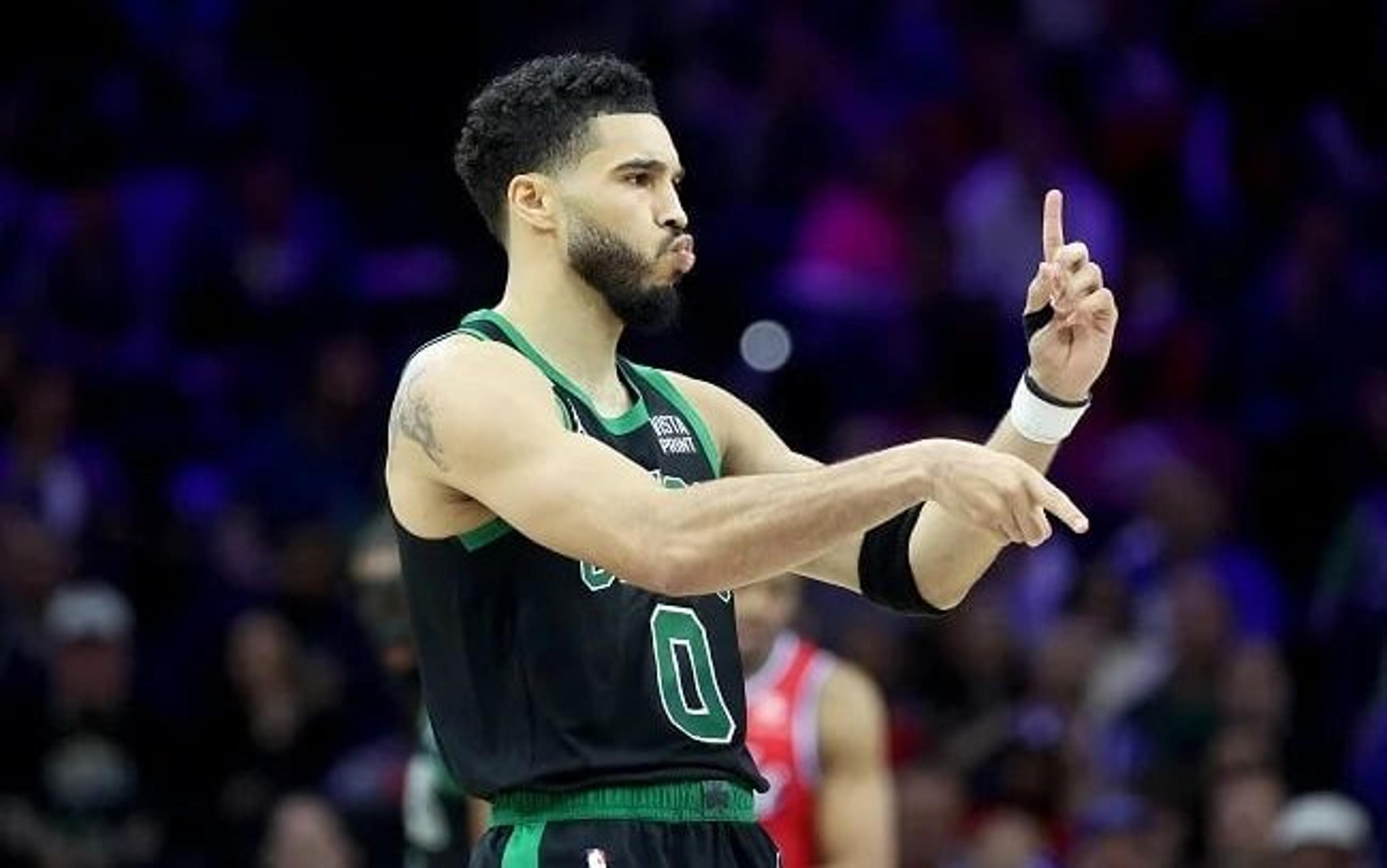 Jayson Tatum decide, Celtics vence e vira série contra o 76ers