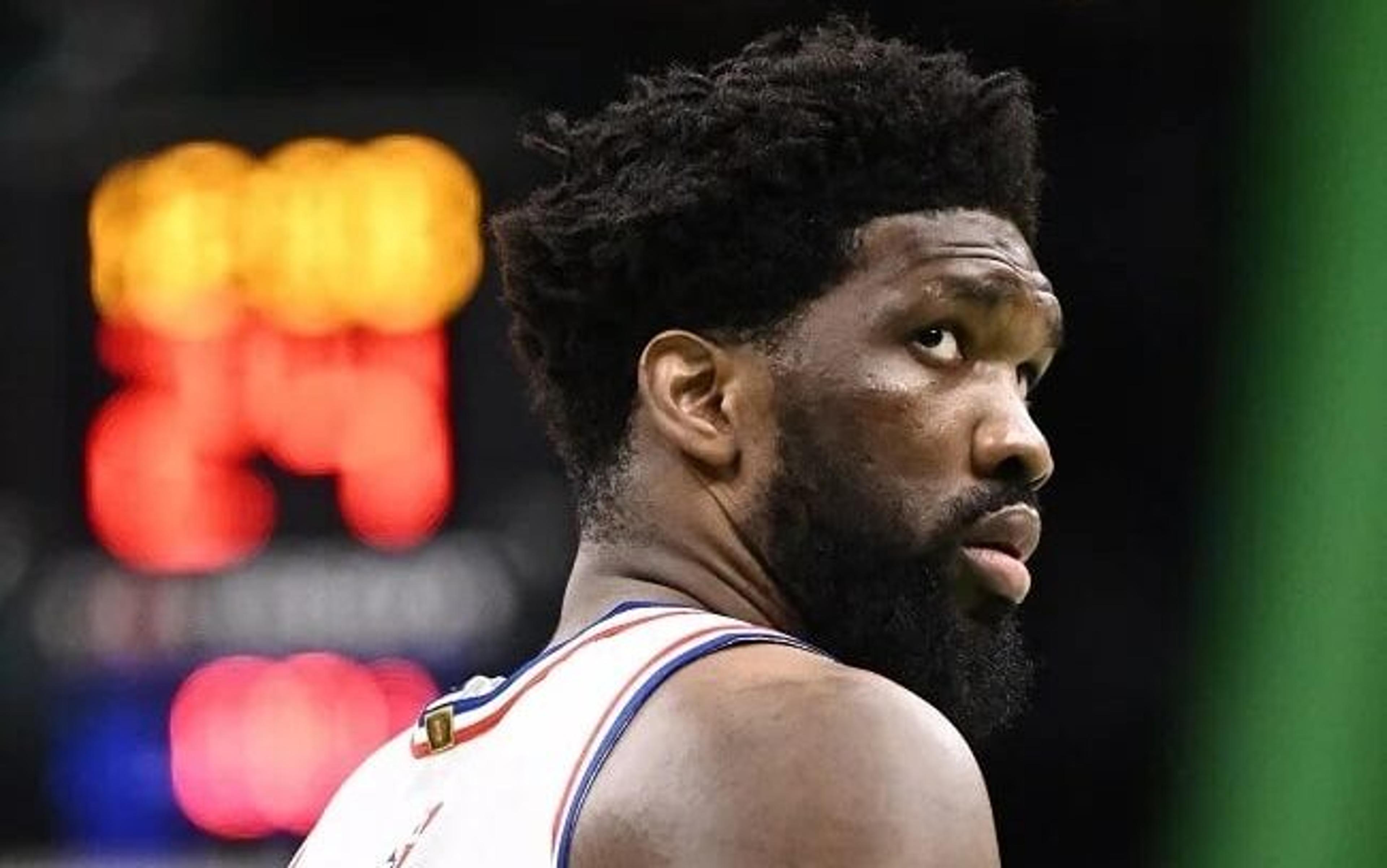 “Deveria ser desfalque no Sixers por seis semanas”, revela Joel Embiid