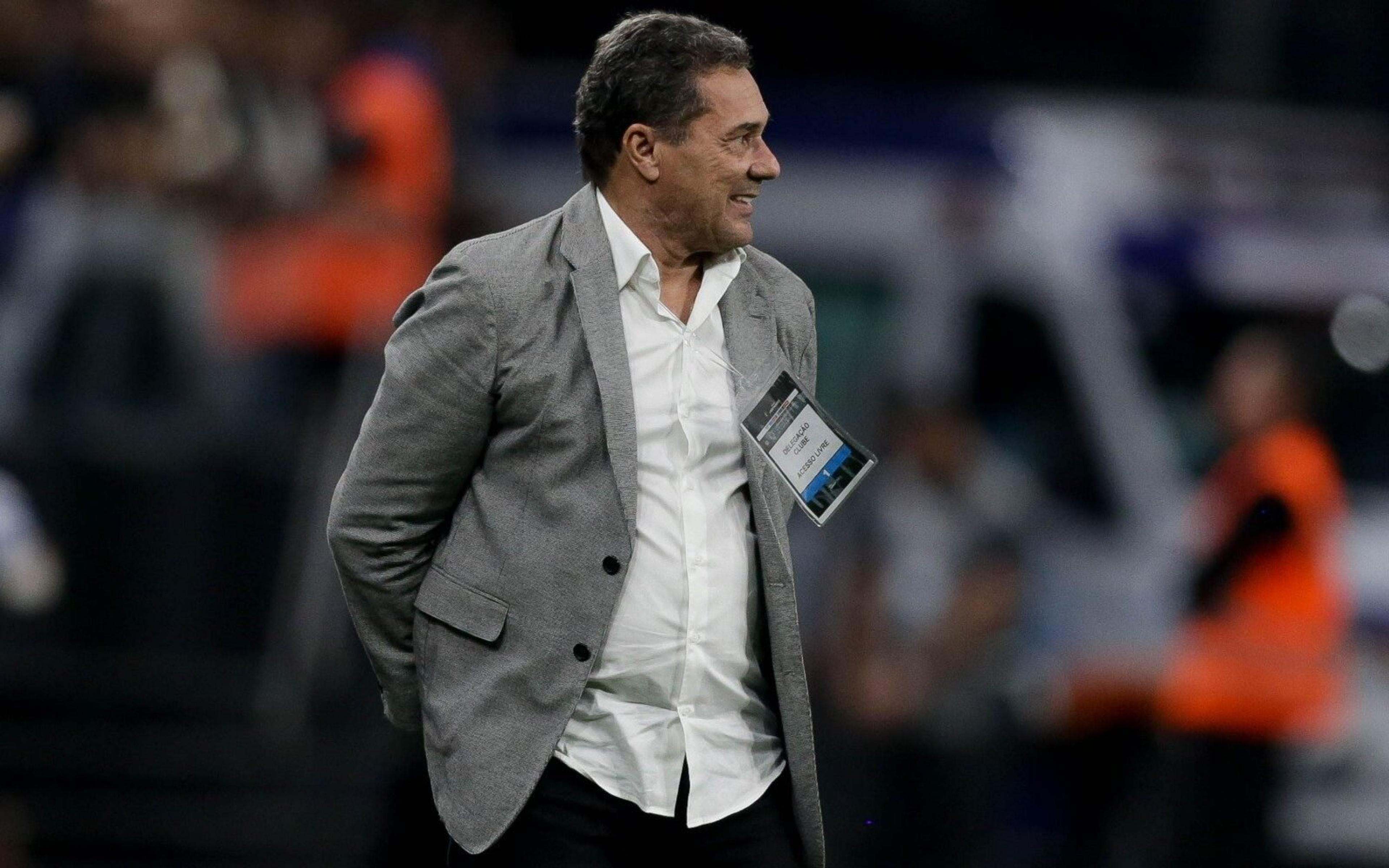 Mesmo com derrota, Luxemburgo não joga a toalha do Corinthians na Libertadores: ‘Podemos ganhar lá’