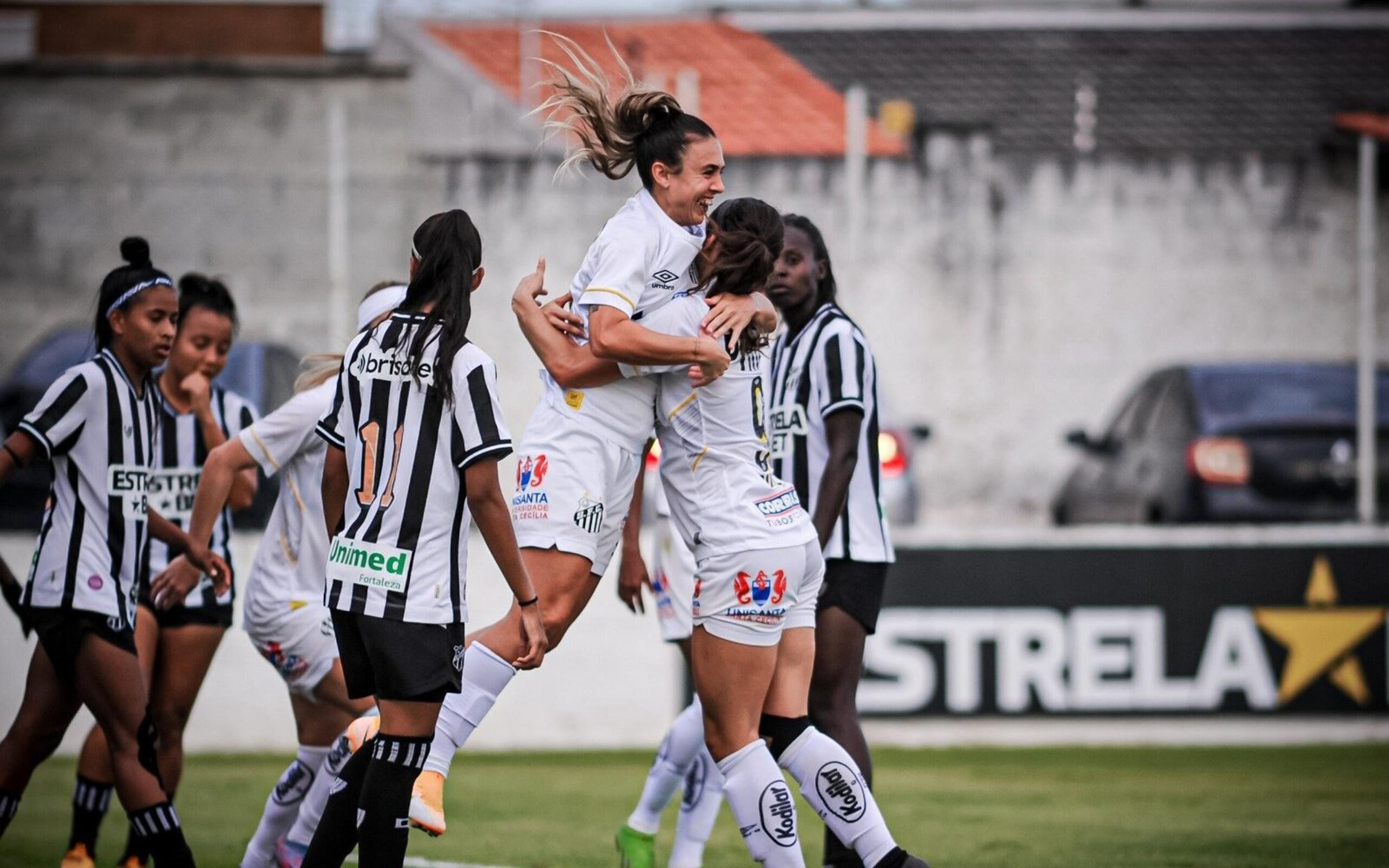 Santos goleia o Ceará e sobe na tabela do Brasileirão Feminino