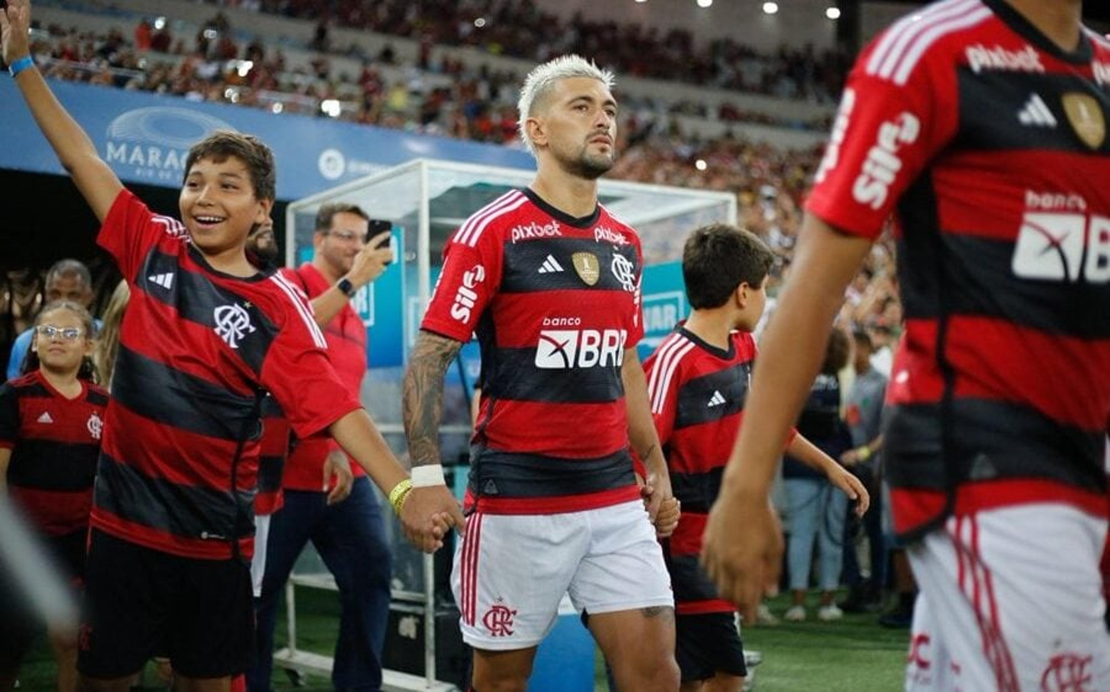 Arrascaeta, do Flamengo, diz não estar 100% e fala sobre possível presença contra o Athletico: ‘A gente vai avaliar’