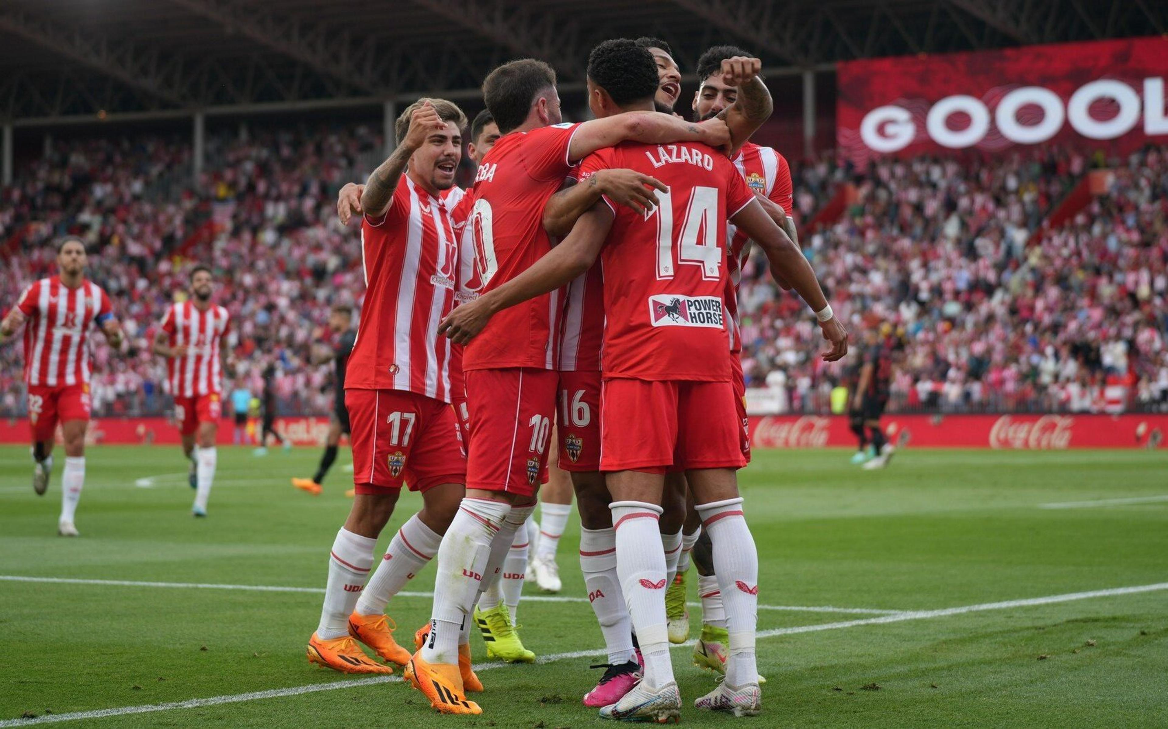 Ex-Flamengo marca hat-trick e decide partida pelo Campeonato Espanhol